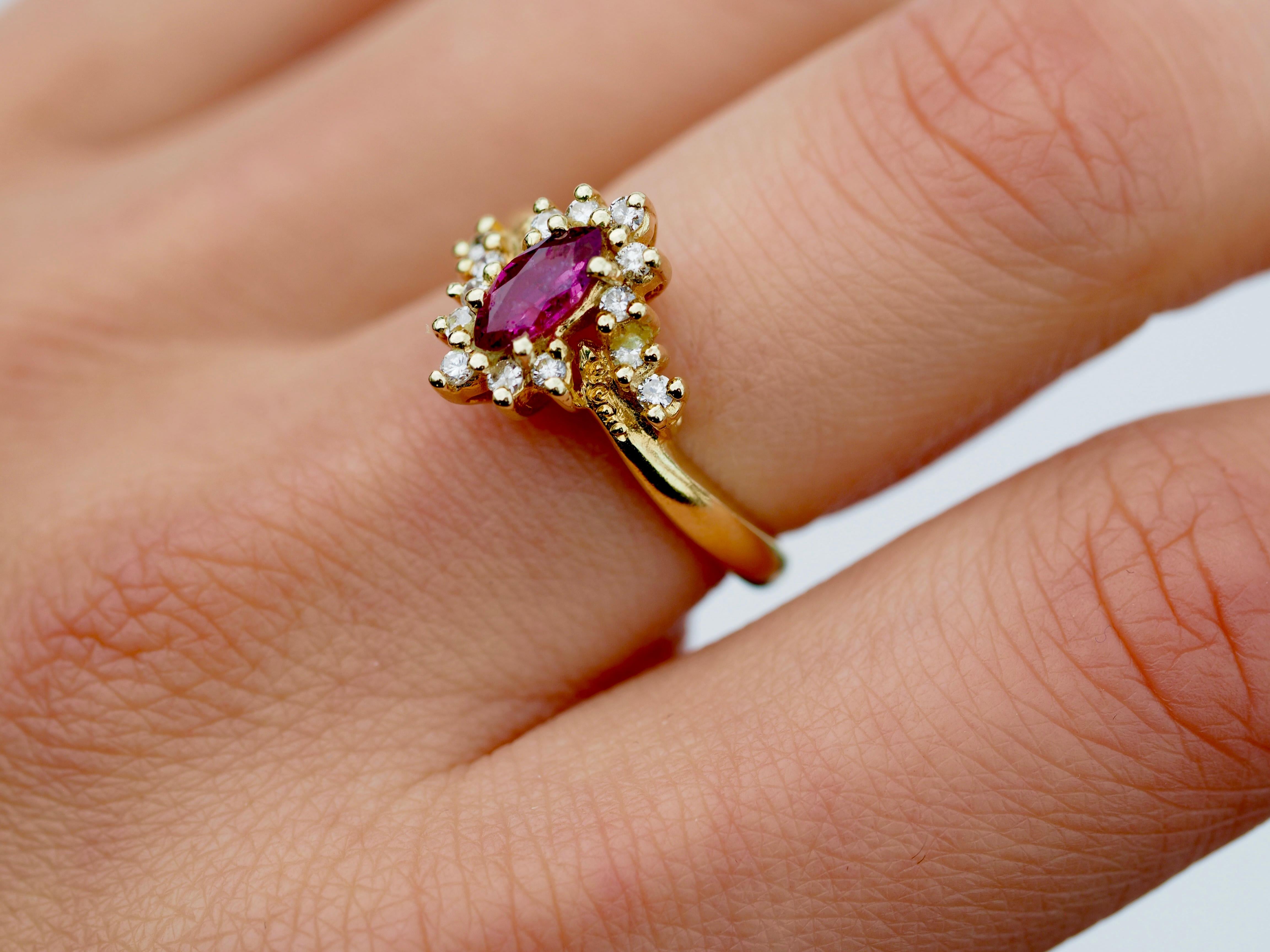 Women's or Men's Retro Pink Sapphire and Diamond Vintage Marquise Ring in 14 Karat Yellow Gold For Sale