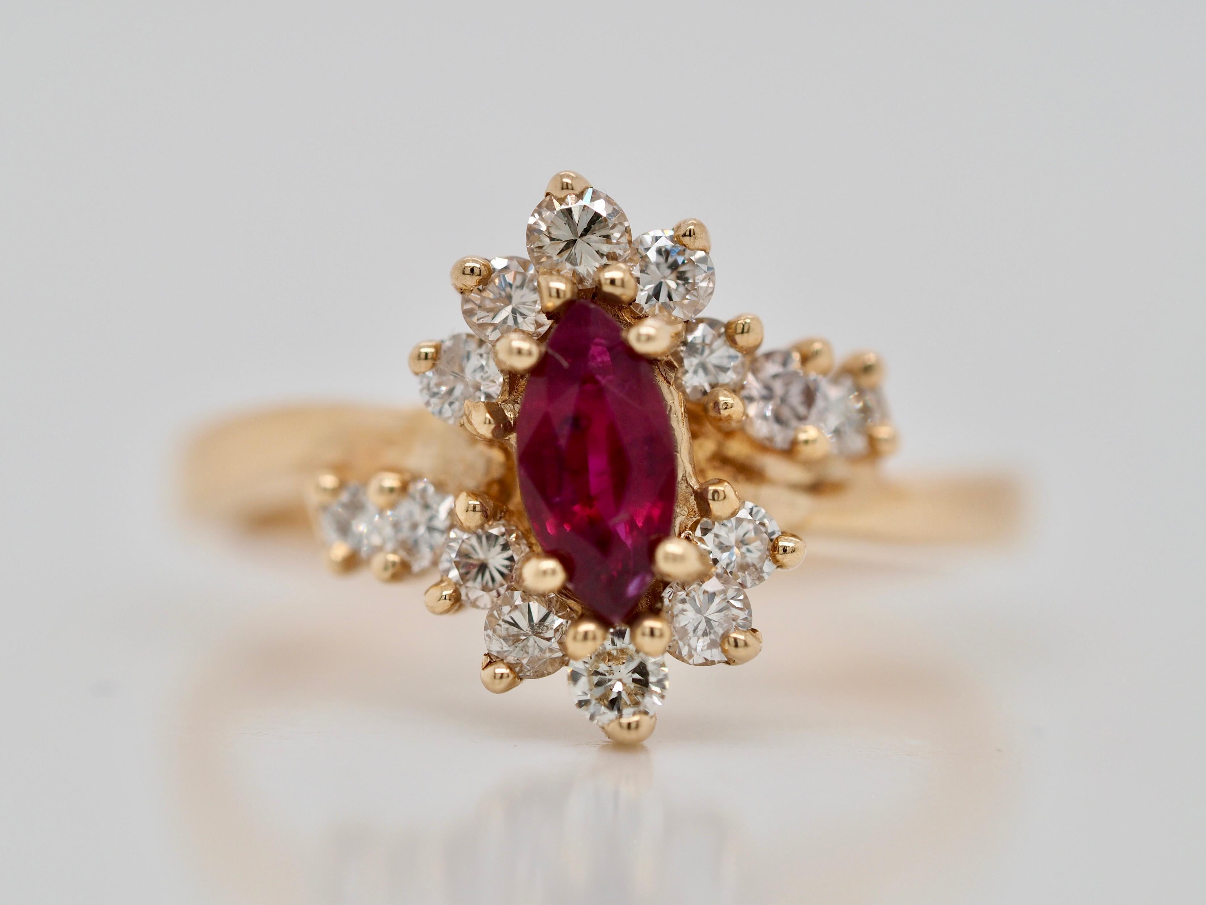 Retro Pink Sapphire and Diamond Vintage Marquise Ring in 14 Karat Yellow Gold For Sale 3