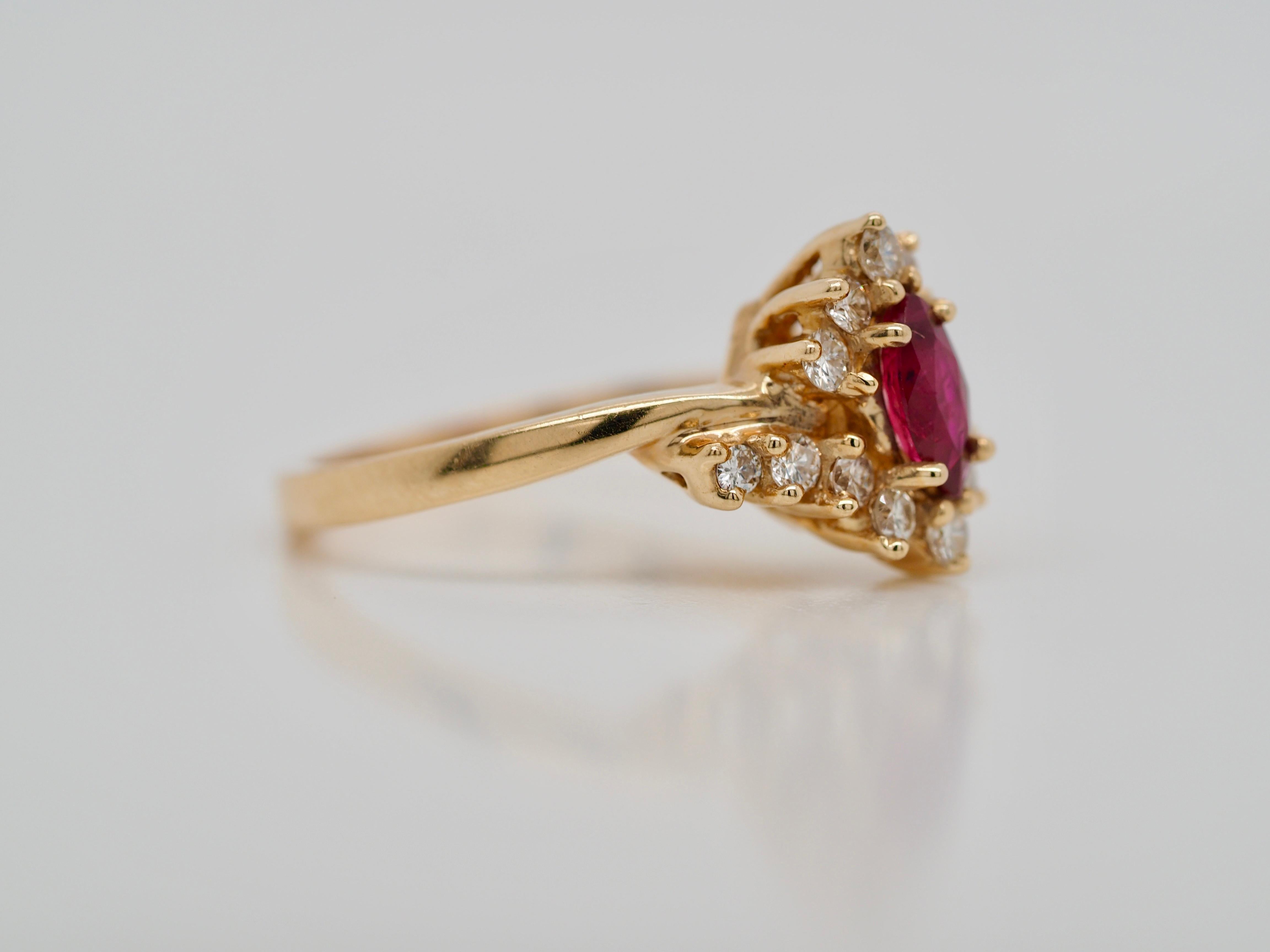 Retro Pink Sapphire and Diamond Vintage Marquise Ring in 14 Karat Yellow Gold For Sale 4