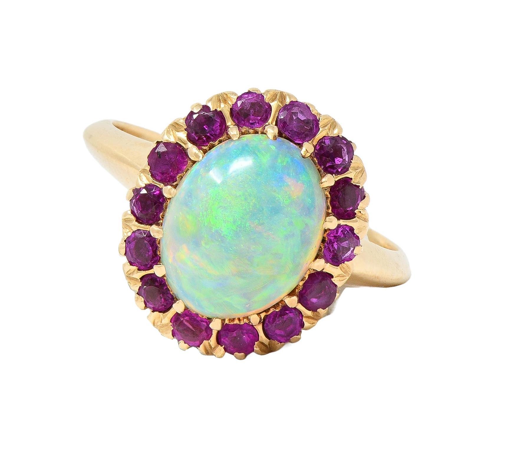 Anello aureola retrò in oro giallo 14 carati con zaffiro rosa e opale in vendita 7