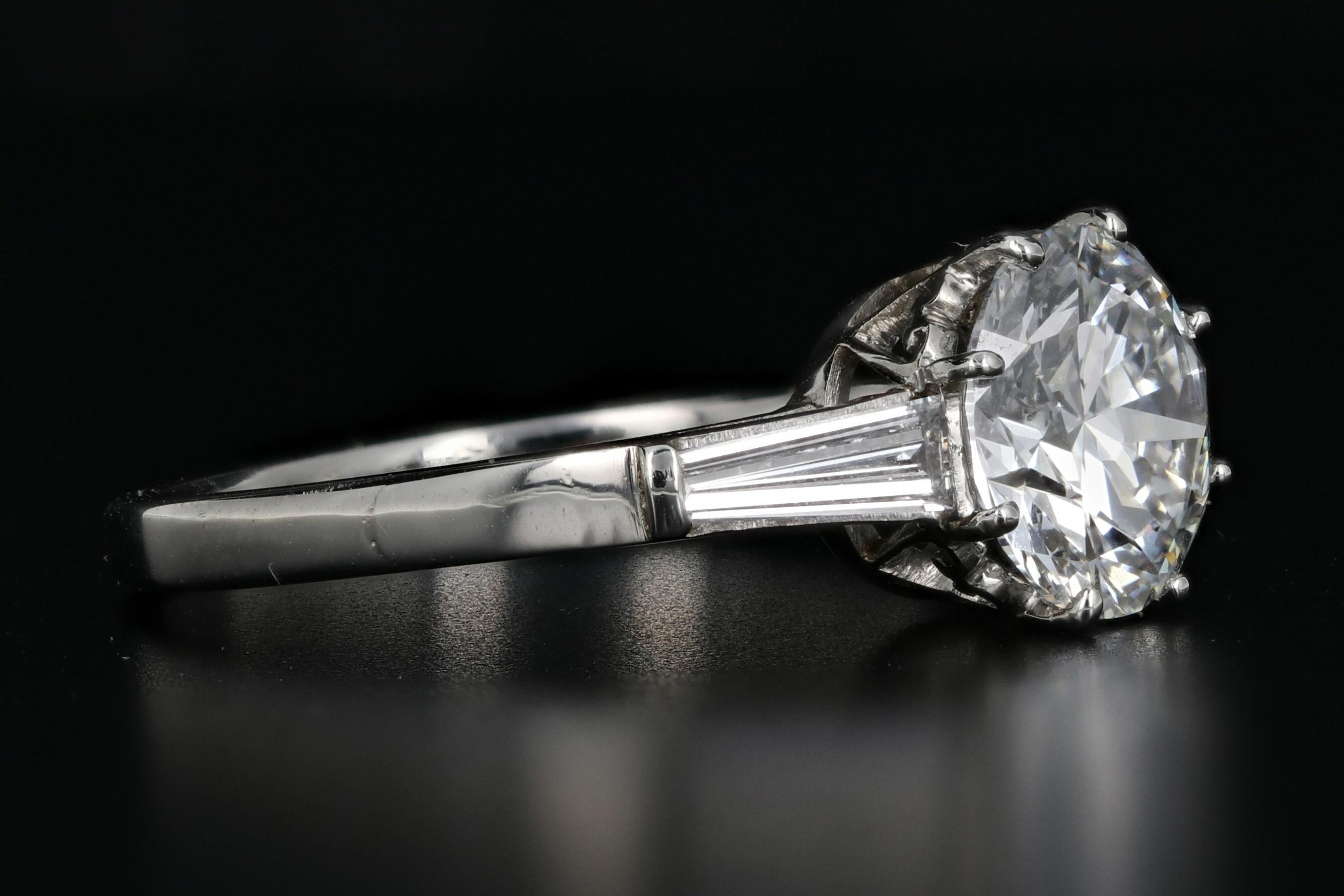 Retro Platinum 1.52 Carat Diamond Engagement Ring, circa 1950s In Excellent Condition In Cape May, NJ