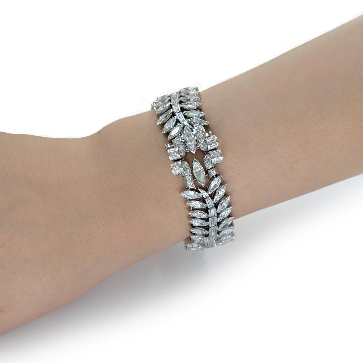 Retro Platinum and Mixed-Cut 33 Carat Diamond Bracelet 6