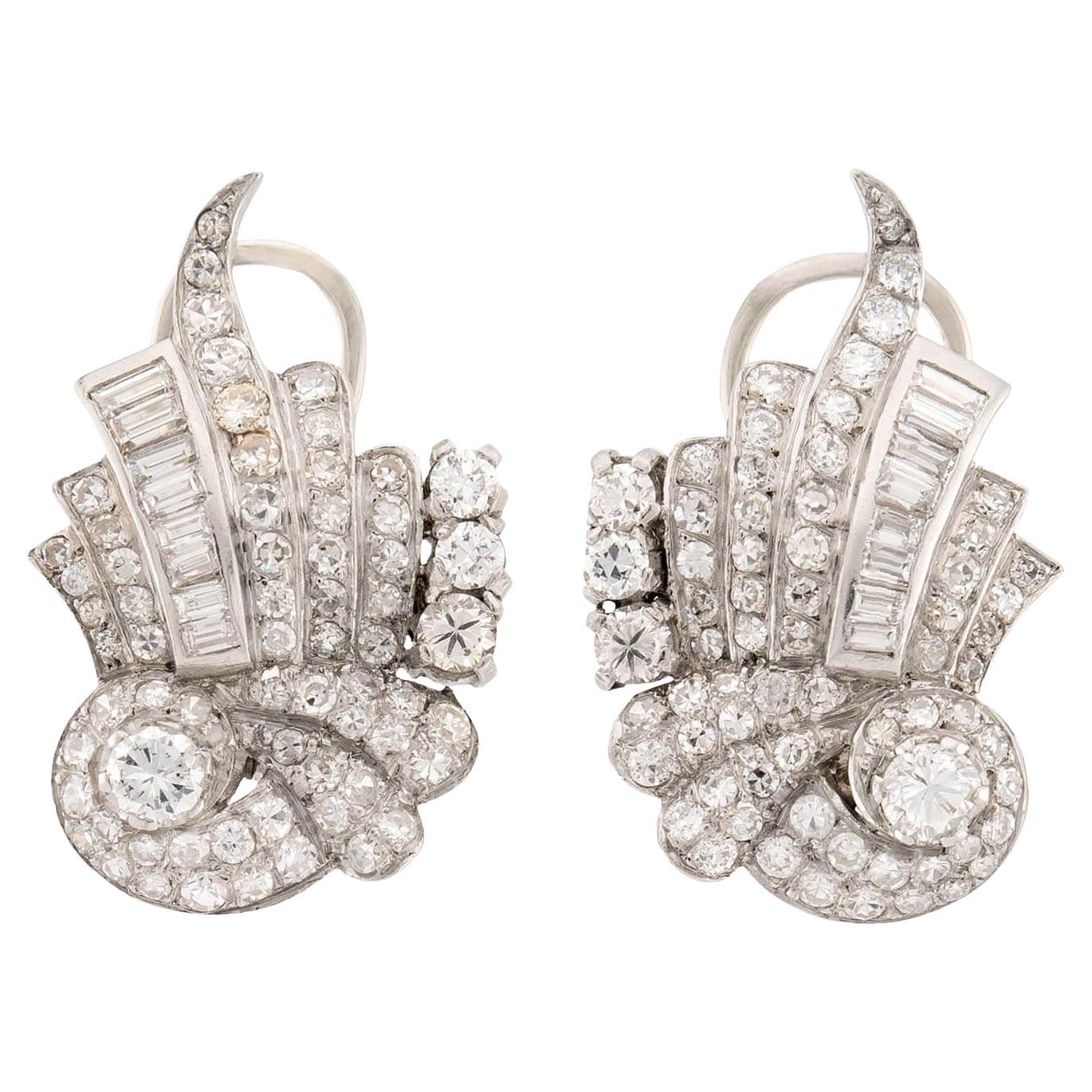 Retro Platinum Diamond Swirling-Motif Earrings