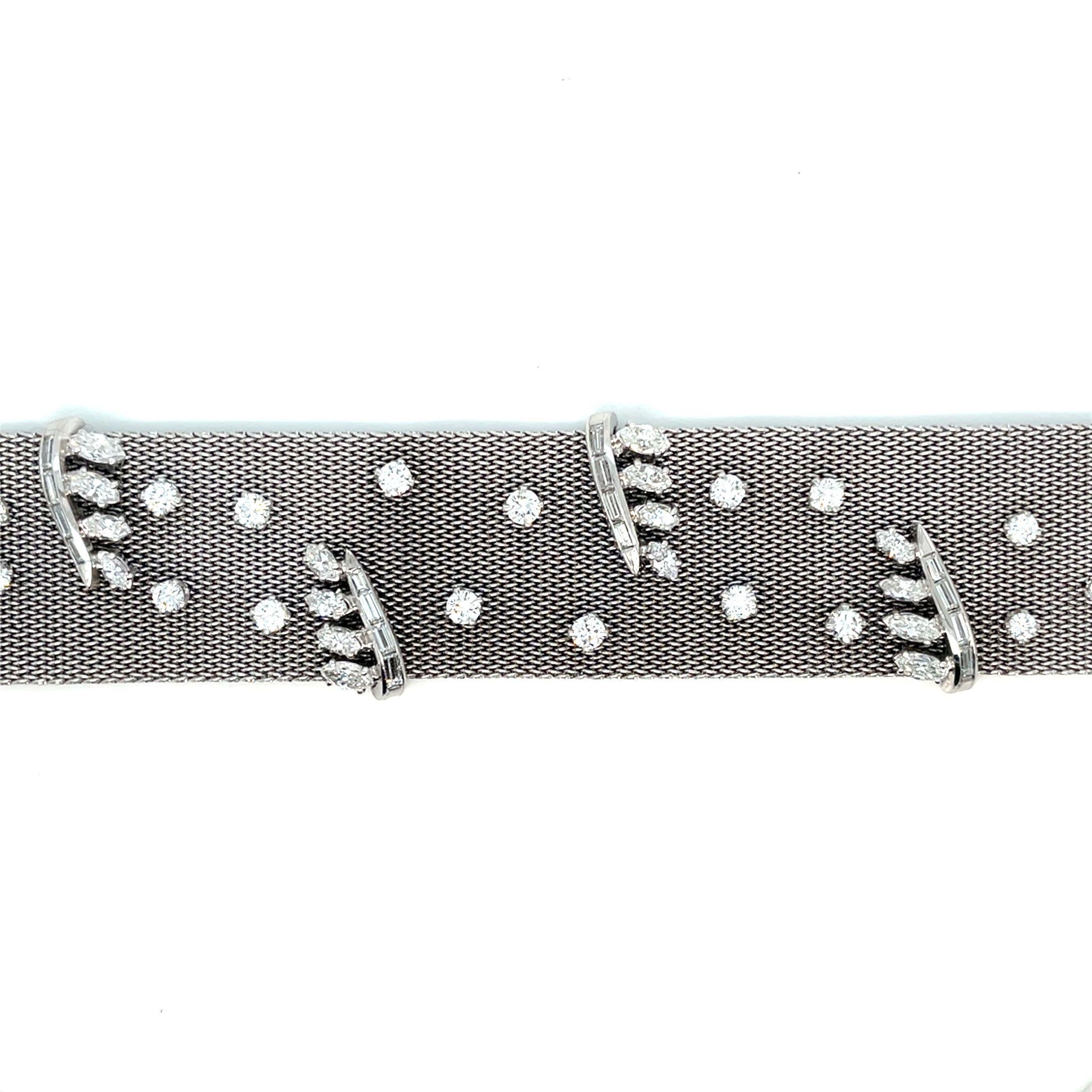 Bracciale retrò in tessuto di platino con diamanti da 7,50 cttw in vendita 1