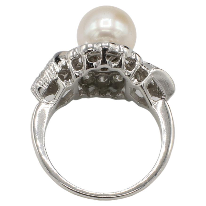 Anillo Cóctel Cúpula Retro Platino Diamante Natural y Perla Cultivada Corte redondo en venta