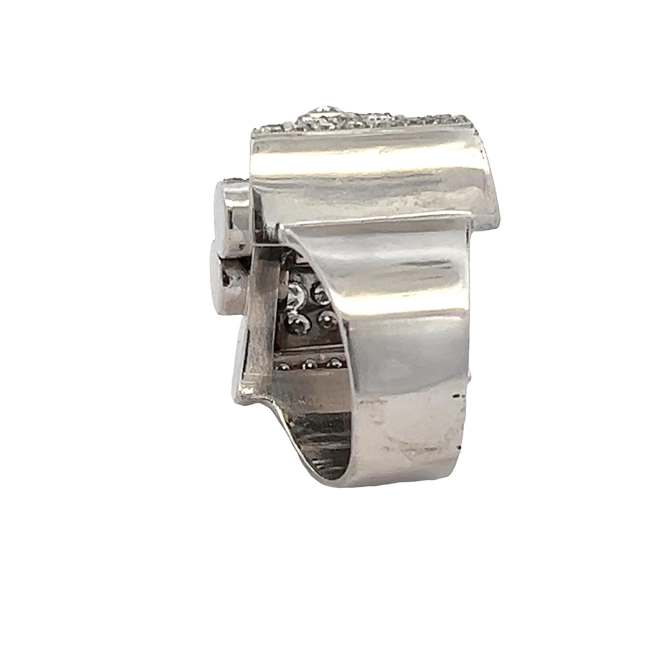 Retro Platinum Old European Cut Diamond Architectural Ring, 3 Carats In Excellent Condition For Sale In Miami, FL