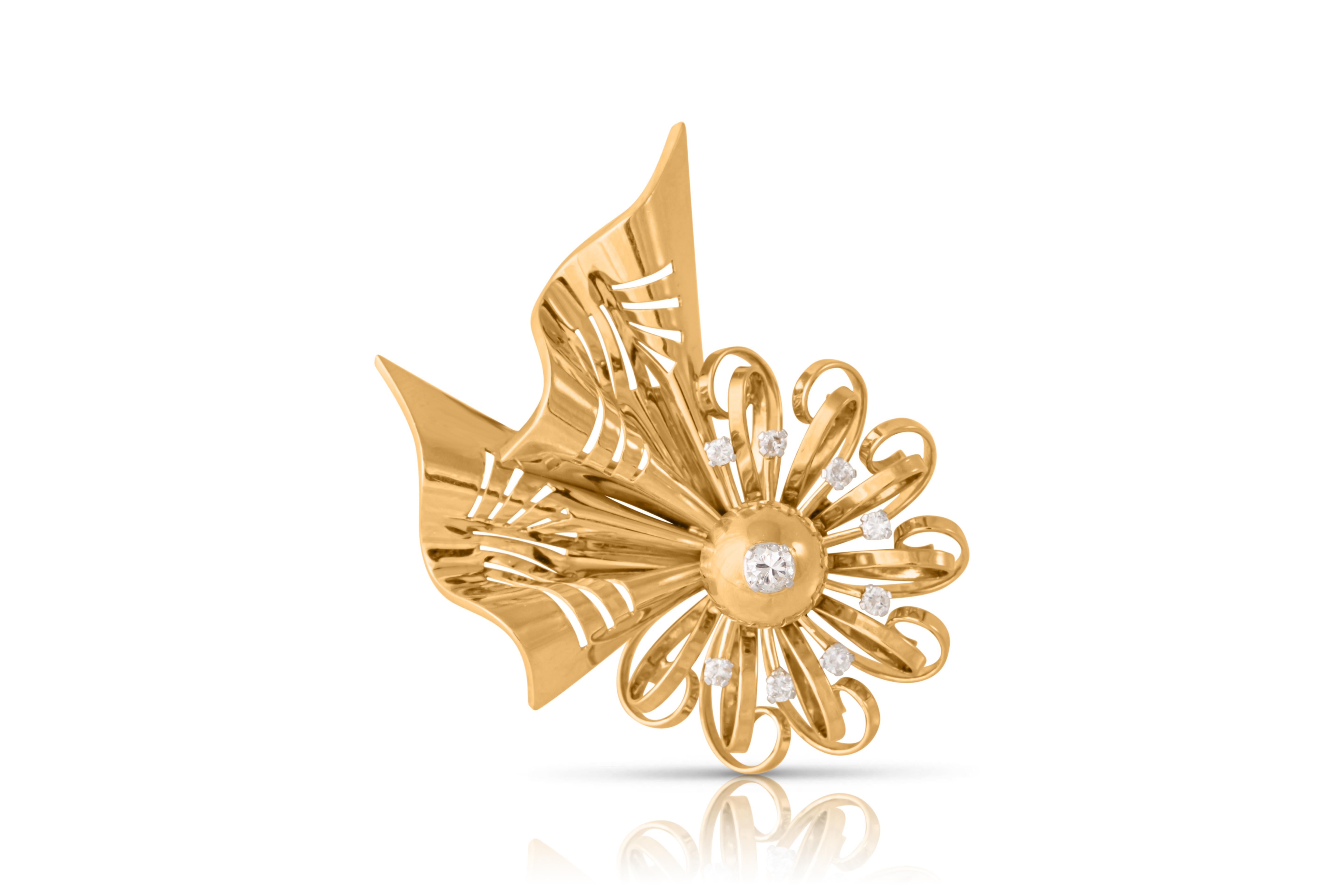 Retro Ribbon And Bow 18ct Gold Brooch With Diamonds In Good Condition For Sale In Dubai, DU