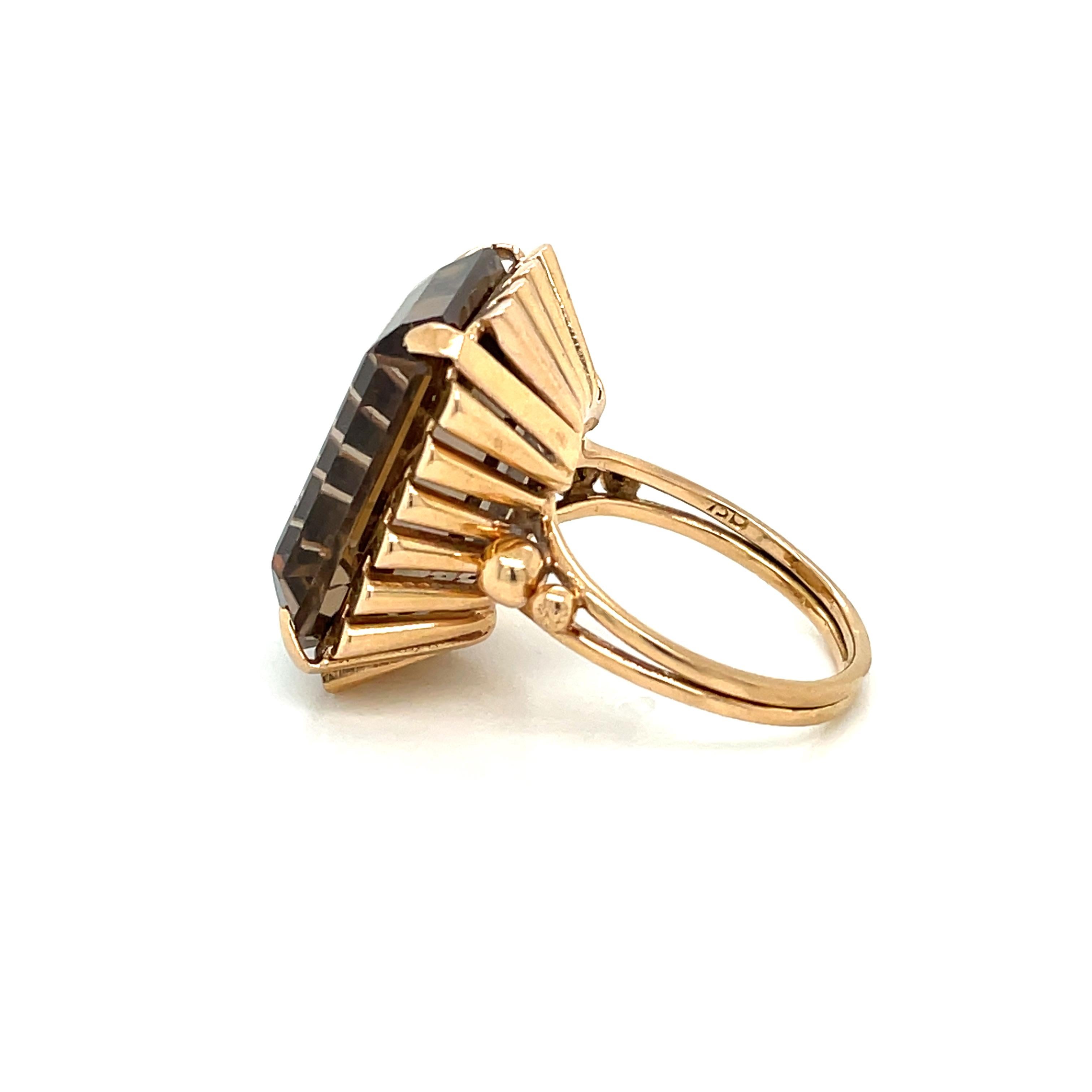 1940 Quartz Fumé Gold Ring In Excellent Condition For Sale In Napoli, Italy