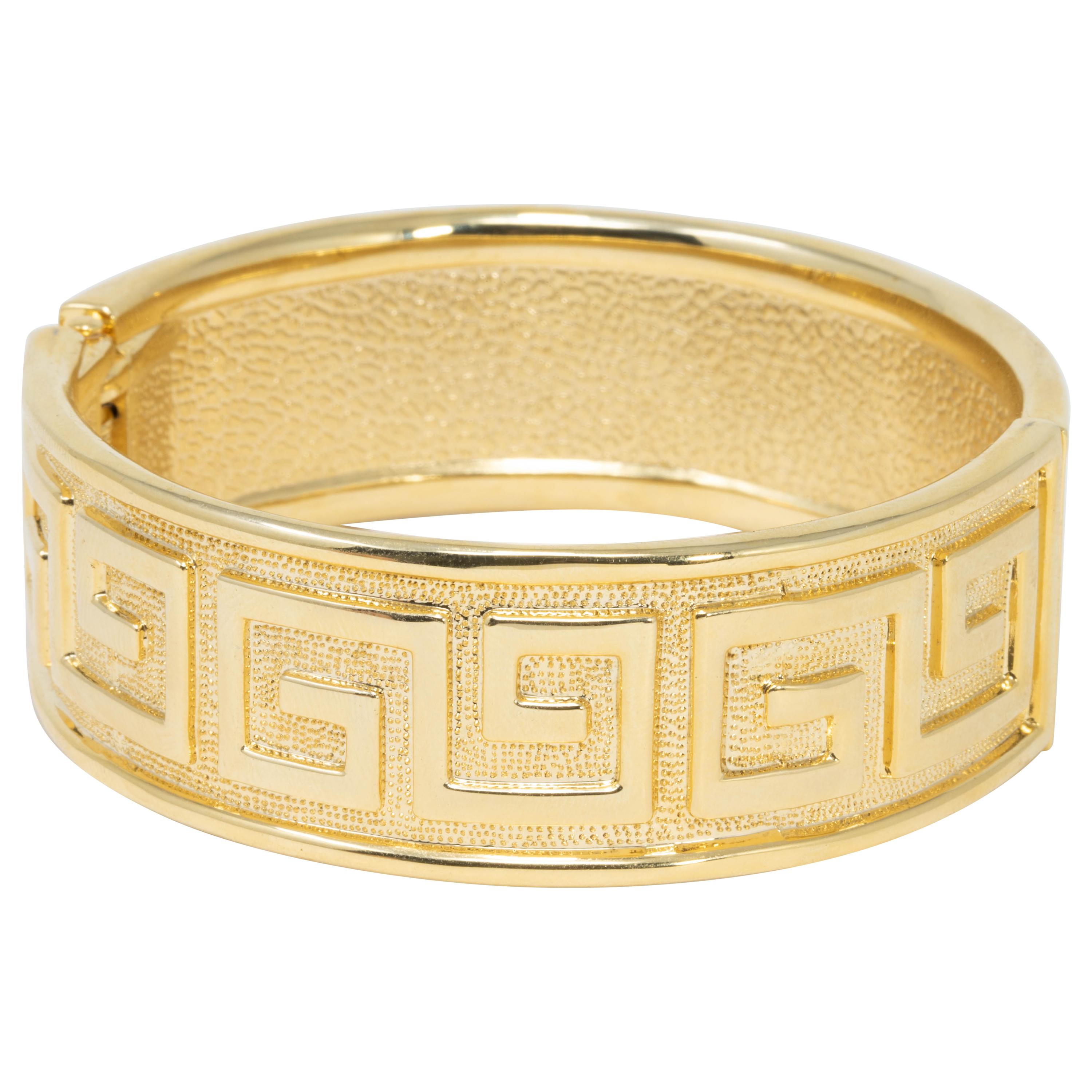 Retro Raised G Motif Textured Gold Bangle Bracelet