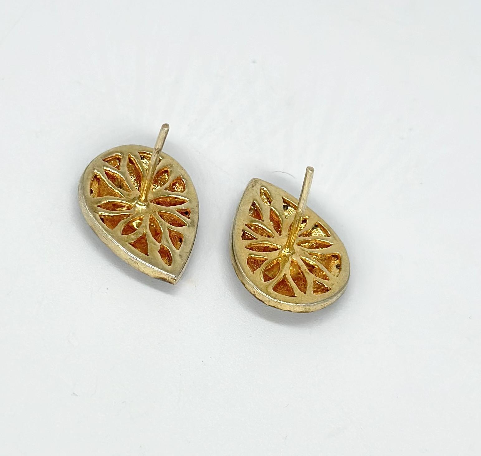 Pendientes retro auténticos de diamante en bruto talla rosa de oro y plata con forma de lágrima en Nuevo estado para la venta en Delhi, DL