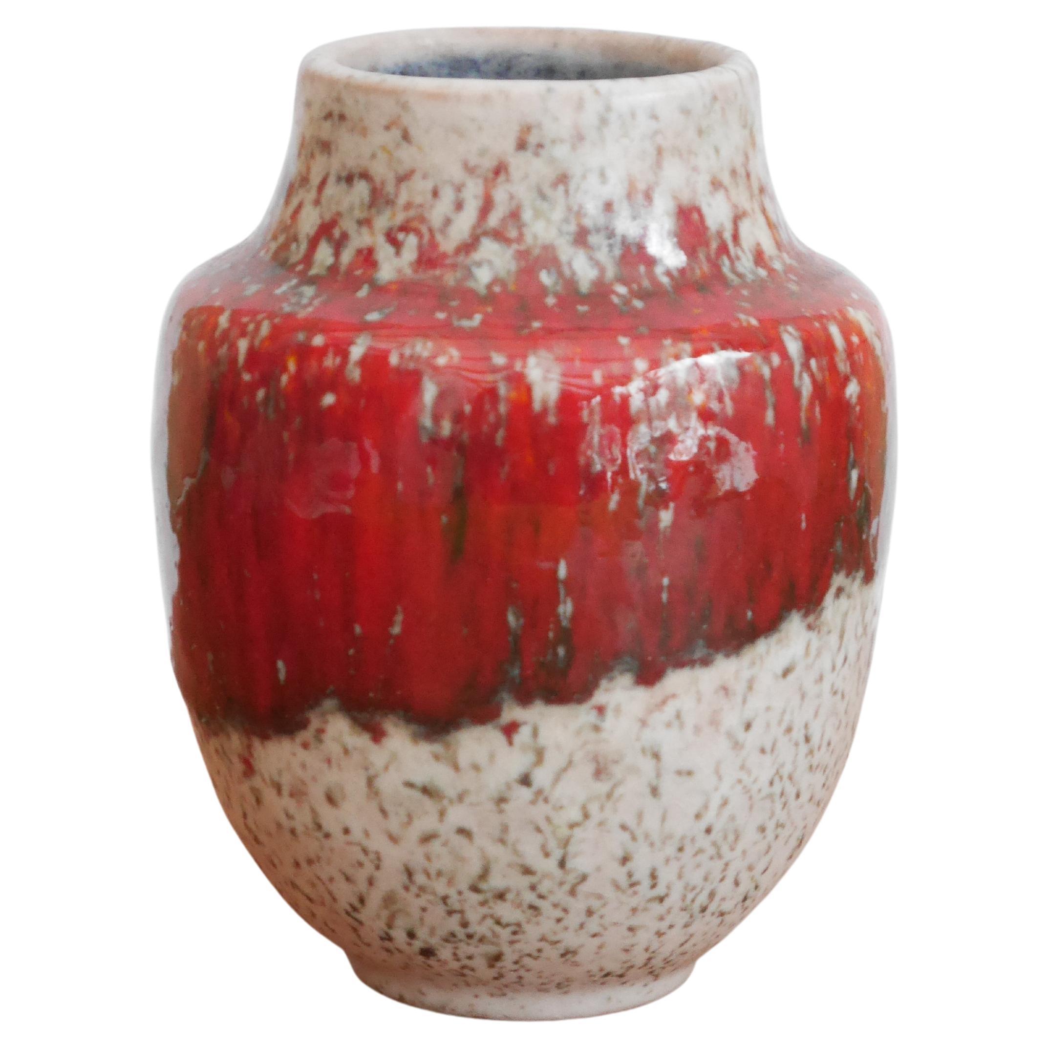 Rote Retro-Vase aus Karlsruhe, Deutschland, 1960er Jahre. im Angebot