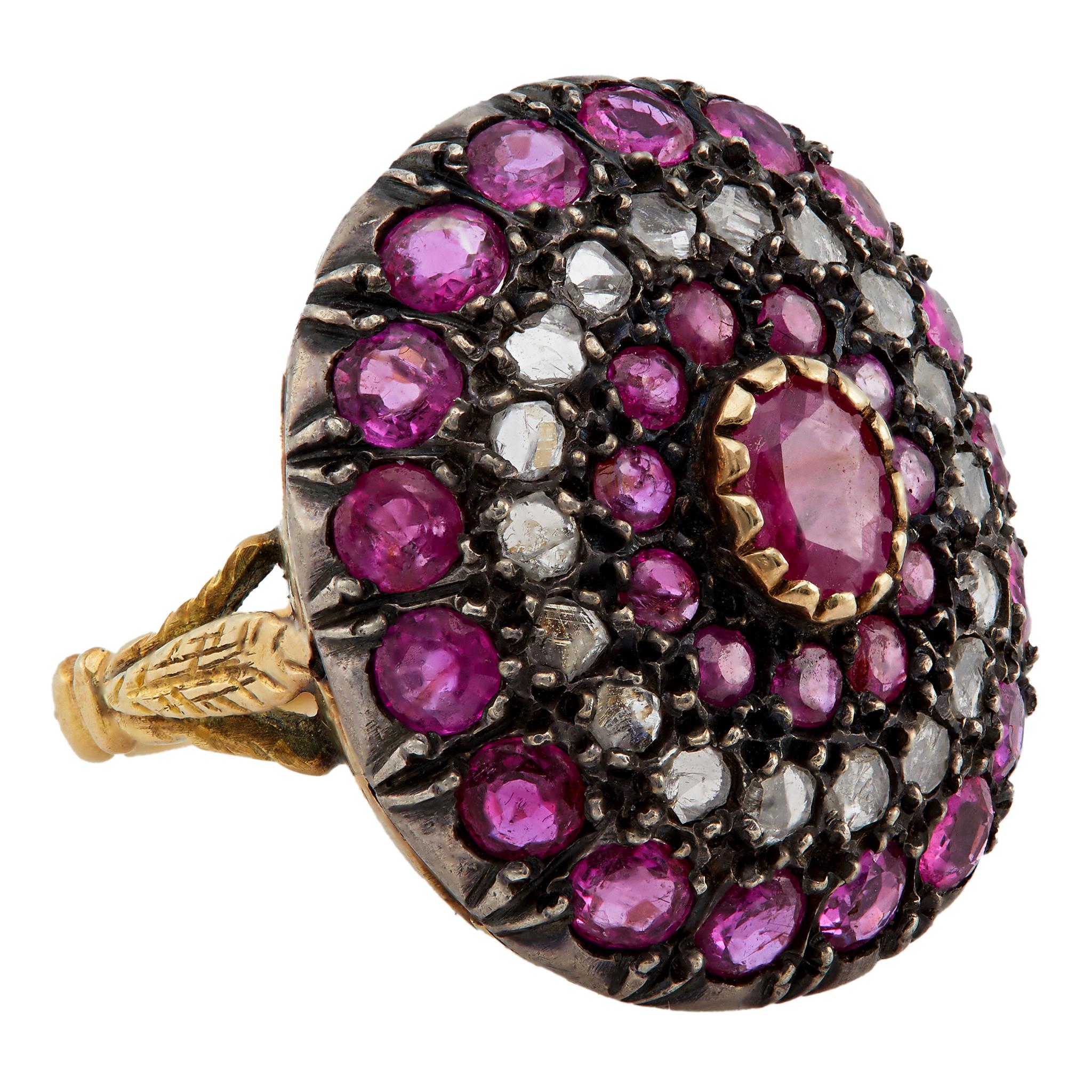 Retro Renaissance Ring aus 18 Karat Gelbgold und Silber mit Rubin und Diamant für Damen oder Herren