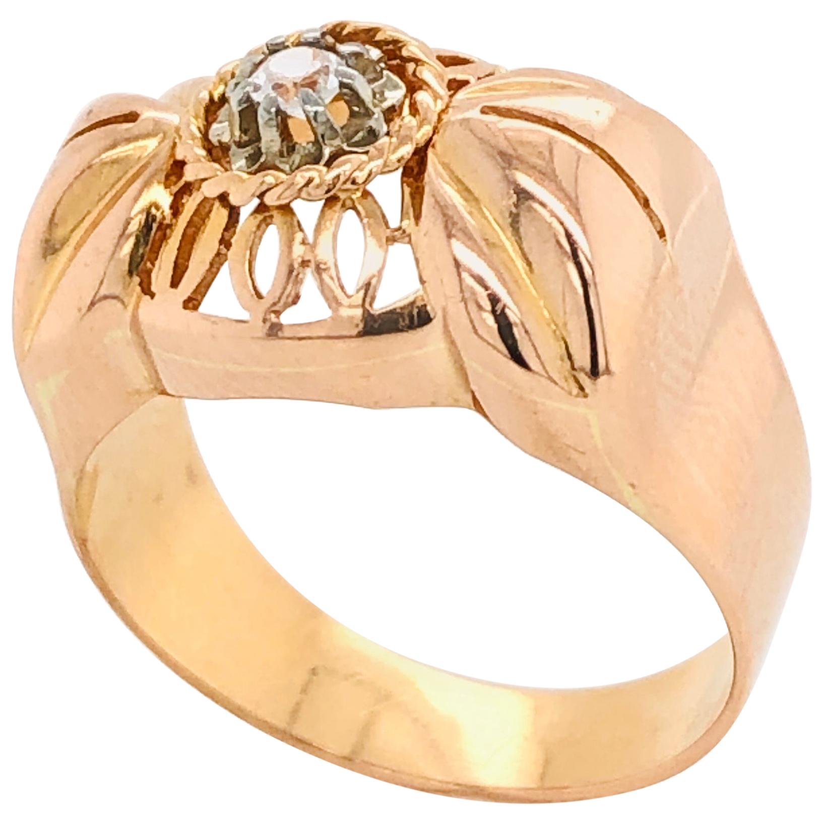 Retro Ring Art Deco Style Circa 1950s White Quartz Rose Gold 18 Karat