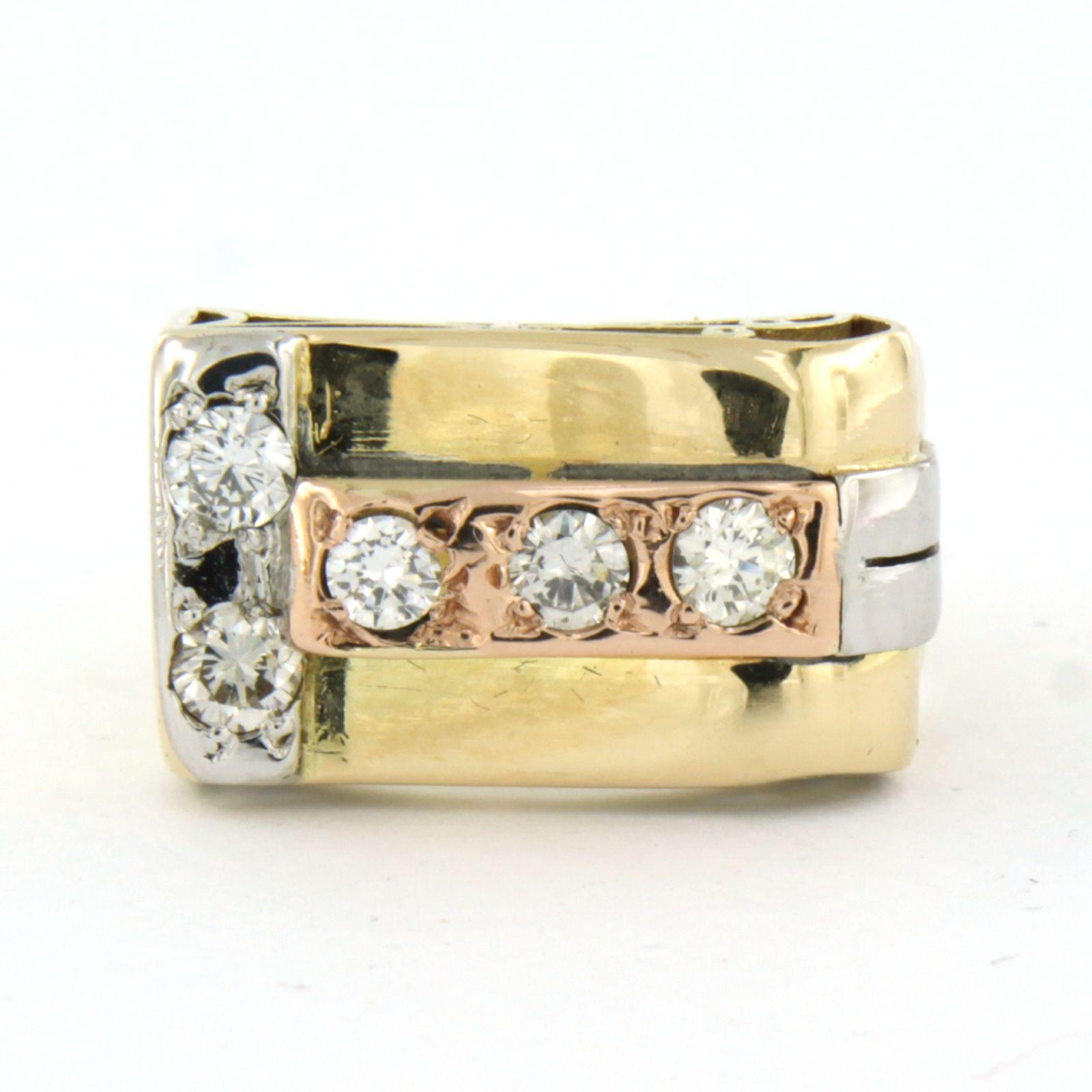 RETRO 14k three-tone gold ring set with brilliant cut diamond 0.50 ct - G/H - VS/SI - ring size US 6 - EU 16.5 (52)

detailed description:

the top of the ring is 1.0 cm wide

Ring size US 6 - EU 16.5 (52), ring can be enlarged or reduced a few