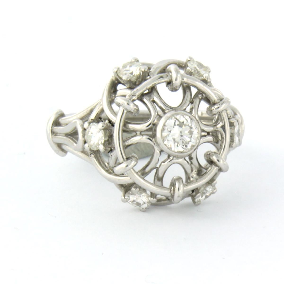 Bague RETRO avec diamants taille brillant jusqu'à 0,85ct Or 18k 7,2 grammes en vente 1