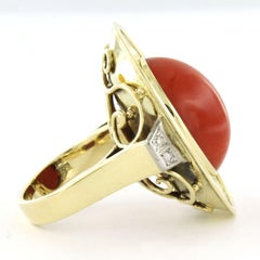 RETRO Ring mit Koralle und Diamanten im Einzelschliff bis zu 0,08 Karat 14k Gold