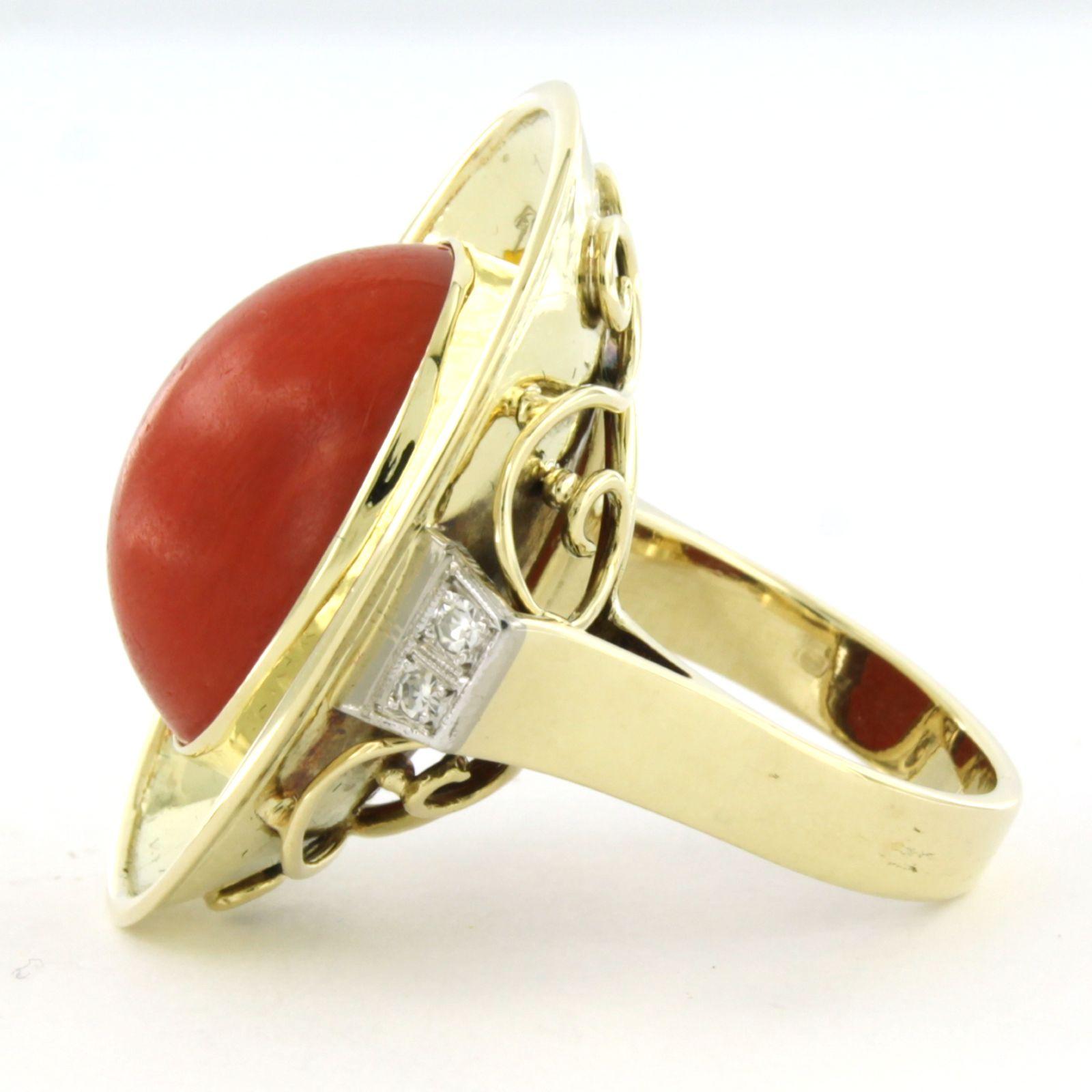 RETRO Bague avec corail et diamants taille unique jusqu'à 0,08 ct or 14k Excellent état - En vente à The Hague, ZH