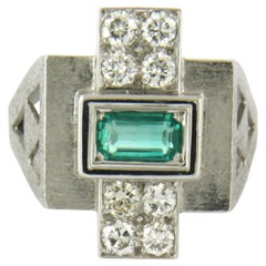 Anillo RETRO con esmeraldas y diamantes de talla brillante de hasta 0,50 ct, en oro de 14k