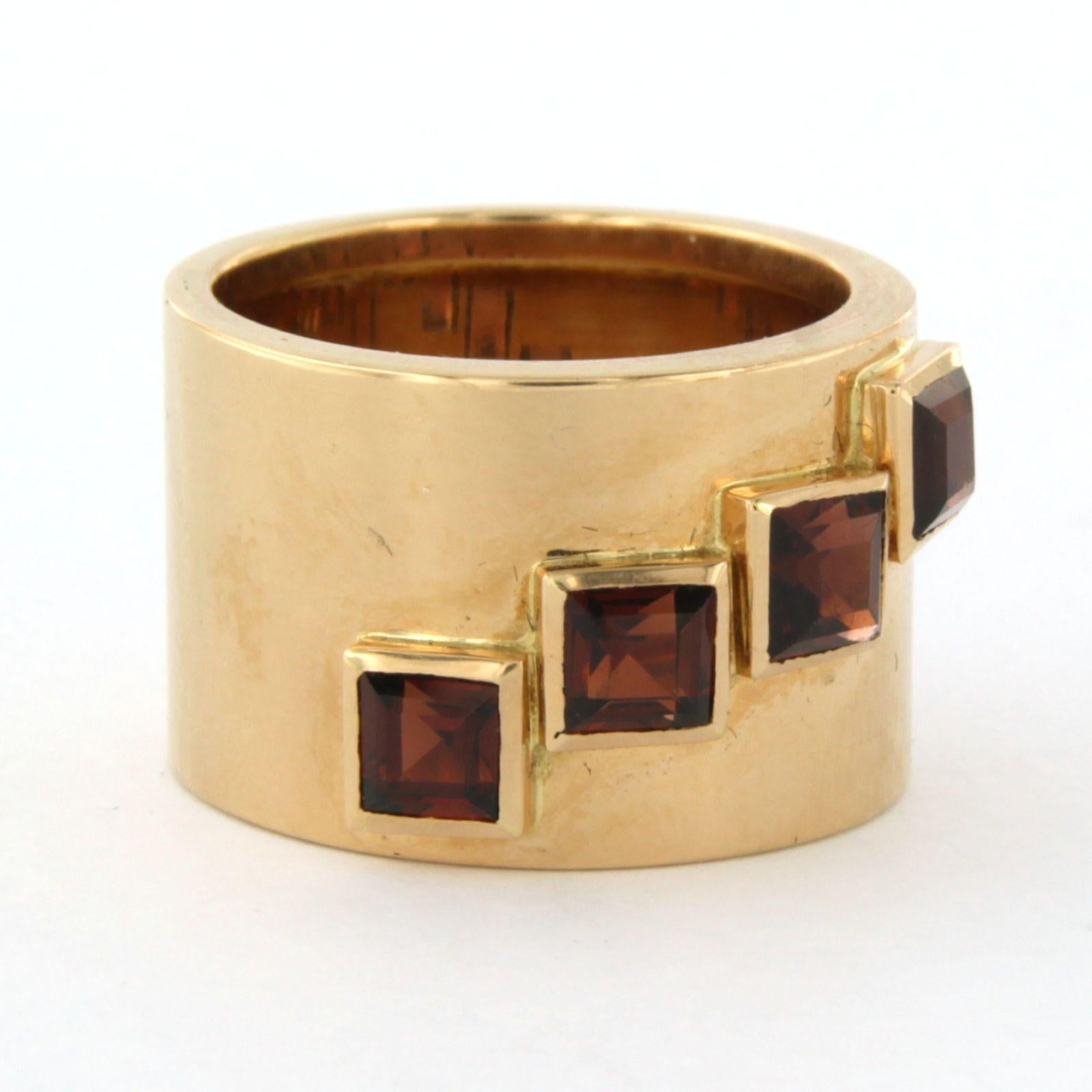 Retro RETRO - ring with garnet 14k pink gold For Sale