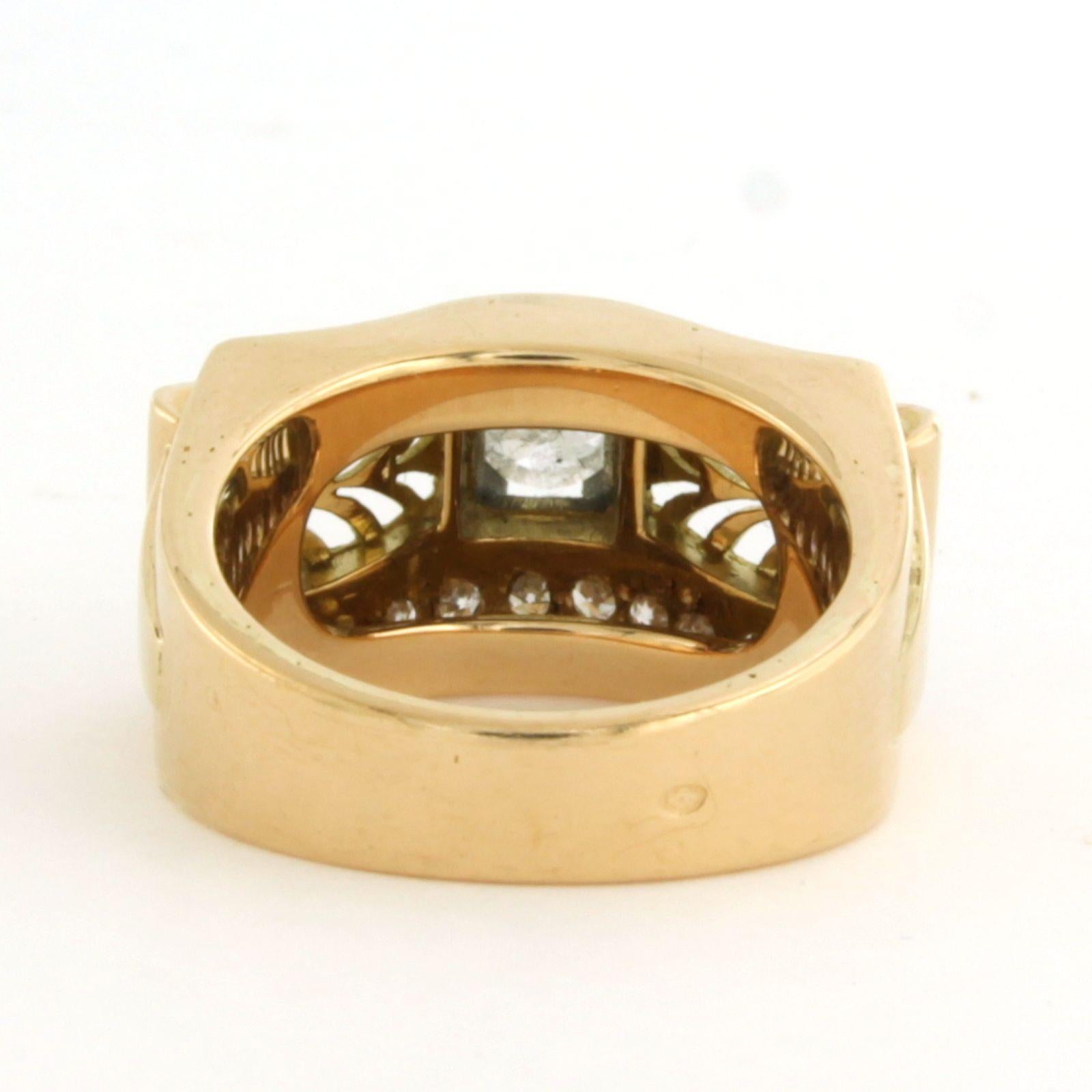 RETRO Ring mit Diamanten im Minenschliff und Einzelschliff bis zu 0,90 Karat aus 18 Karat Gold im Zustand „Hervorragend“ im Angebot in The Hague, ZH