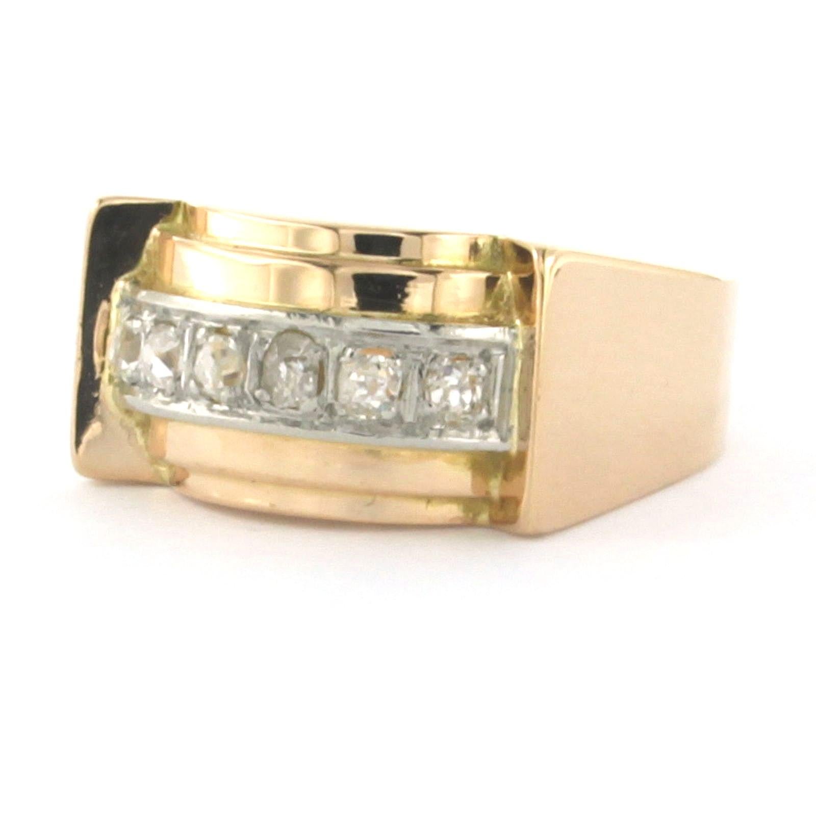 Anello in oro rosa 18k e platino con diamante taglio old mine 0,24ct - F/G - VS/SI - misura US 7 - EU 17,25 (54)

descrizione dettagliata

la parte superiore dell'anello è larga 1,0 cm e alta 8,0 mm

Misura dell'anello US 7 - EU 17.25 (54), l'anello