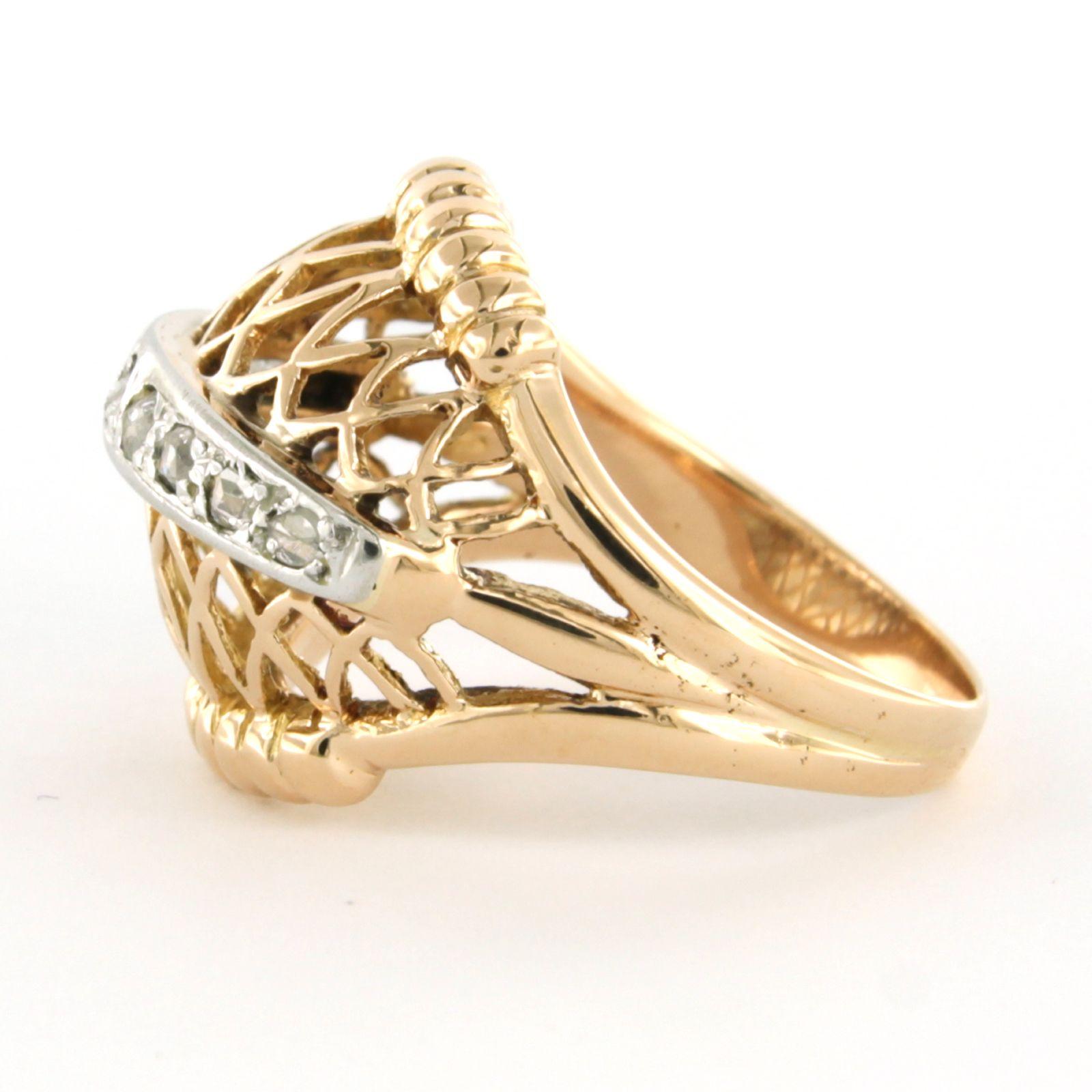 RETRO Ring mit Diamanten im Rosenschliff bis zu 0,20 Karat 18 Karat Zweifarbiges Gold (Retro) im Angebot