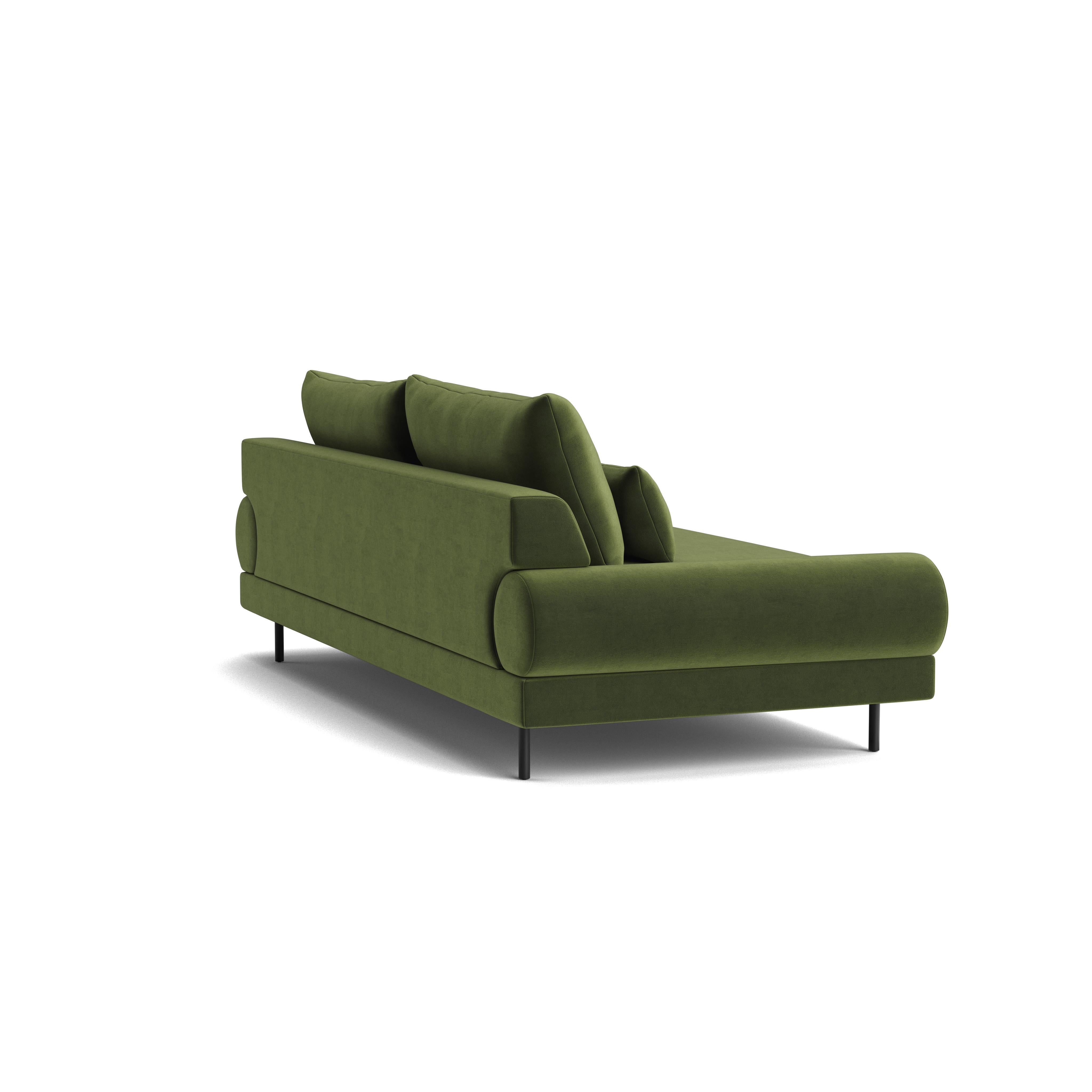 Retro Rollarm-Sofa aus Maharam-Samt (amerikanisch) im Angebot
