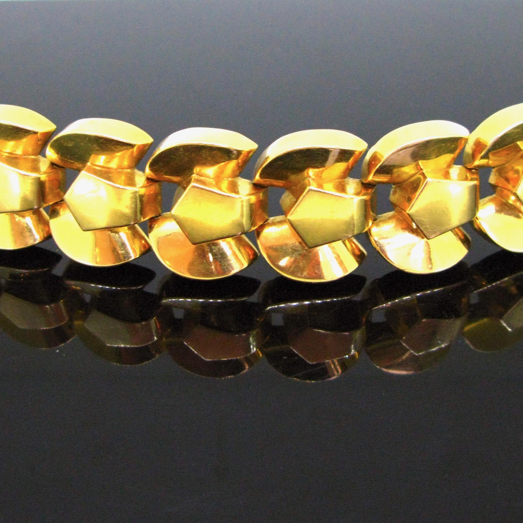 Retro Rose Gold Link Tank Bracelet 4