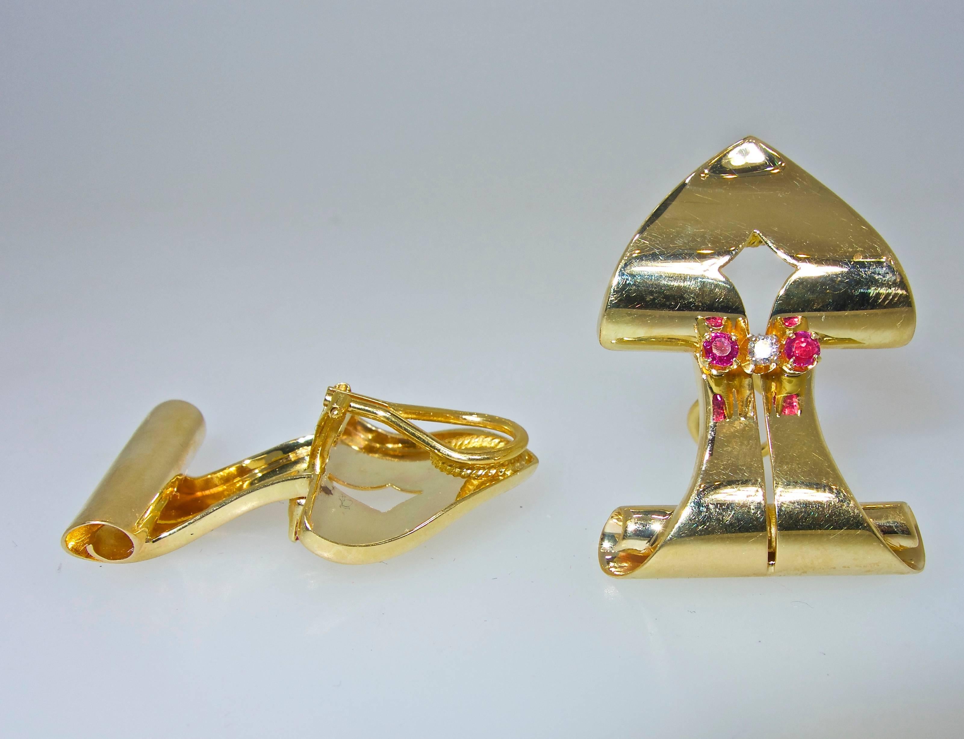 Women's or Men's Retro Ruby and Diamond Arrow Motif Gold Earrings, circa 1950