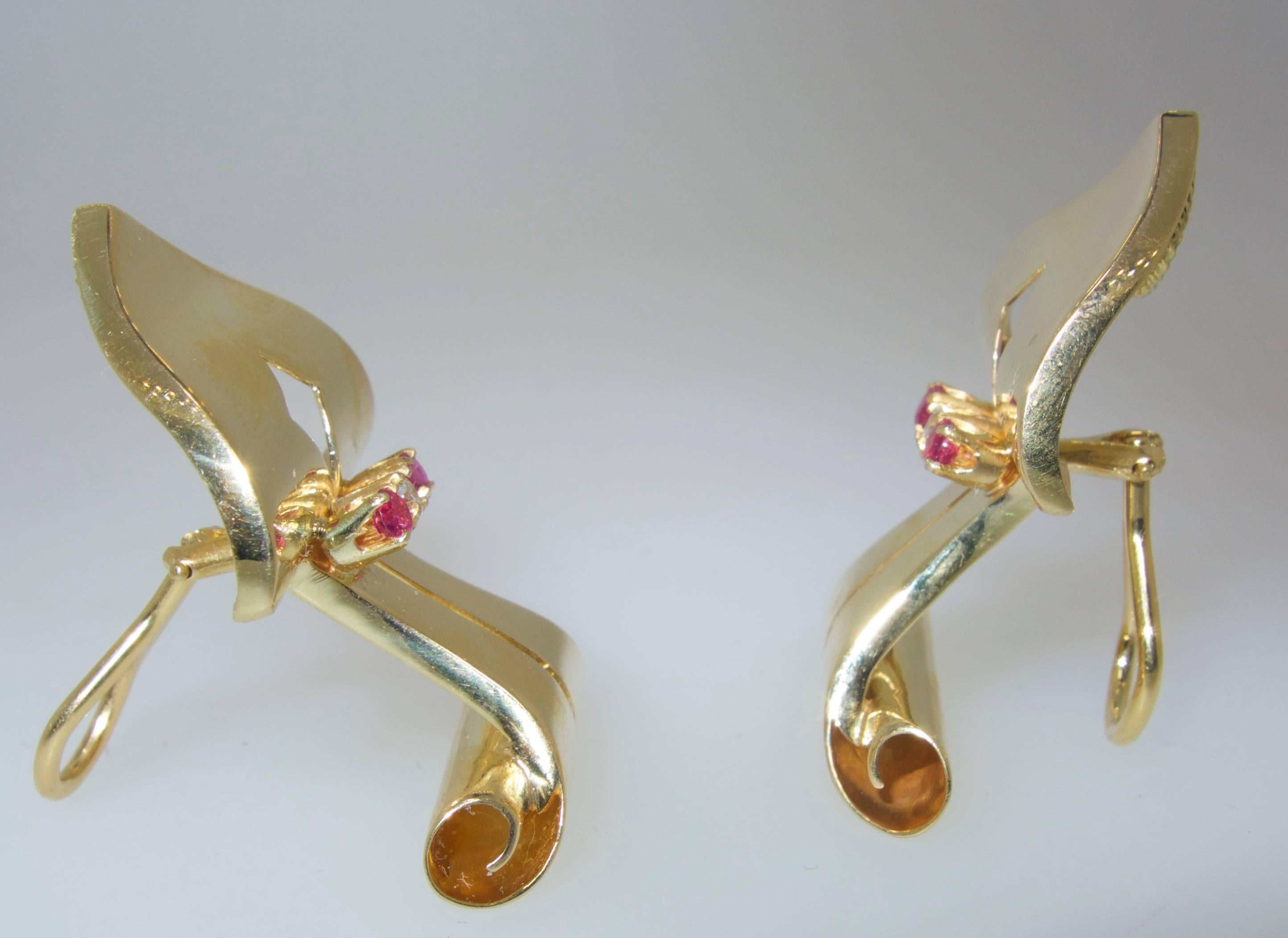 Retro Ruby and Diamond Arrow Motif Gold Earrings, circa 1950 2