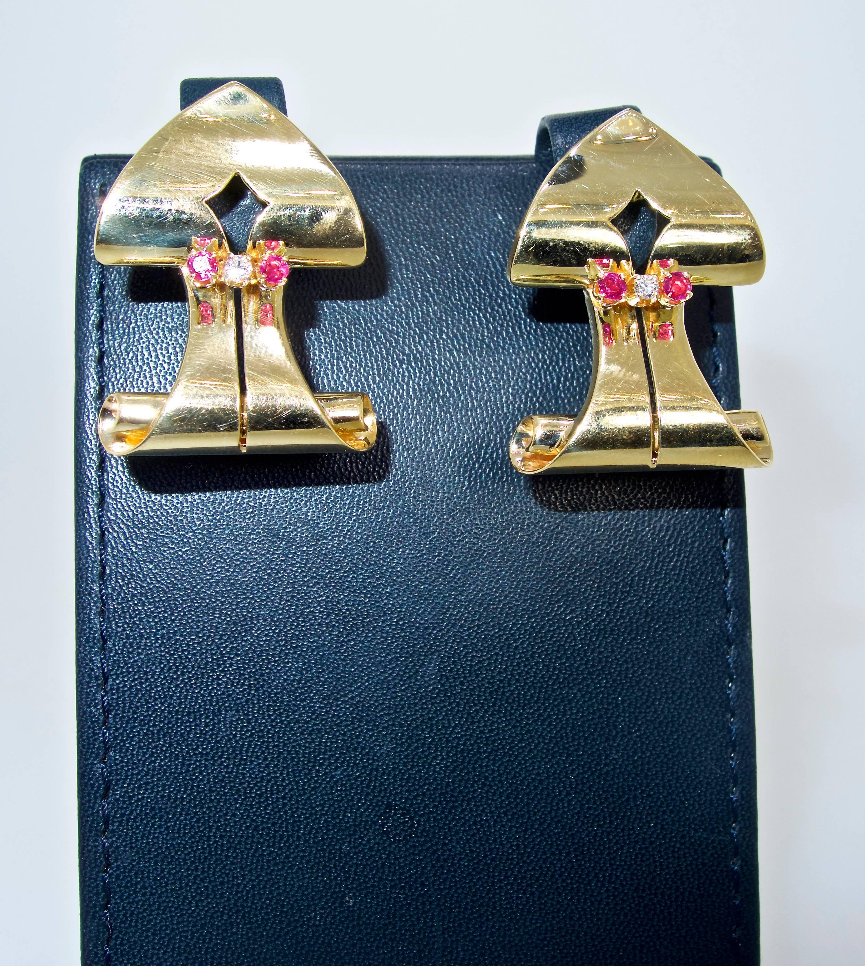 Retro Ruby and Diamond Arrow Motif Gold Earrings, circa 1950 3