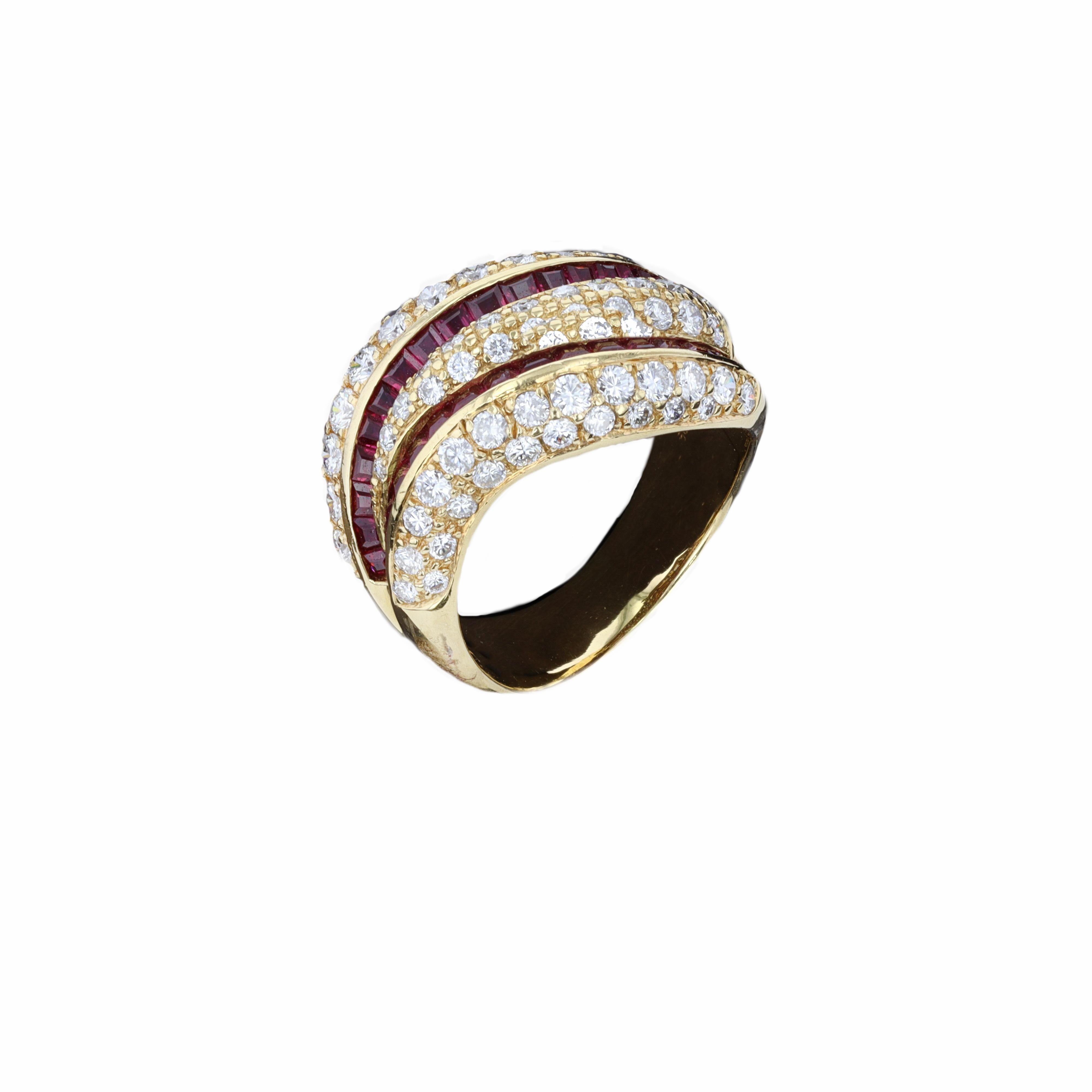 Round Cut Retro Ruby and Diamond Wave Ring For Sale