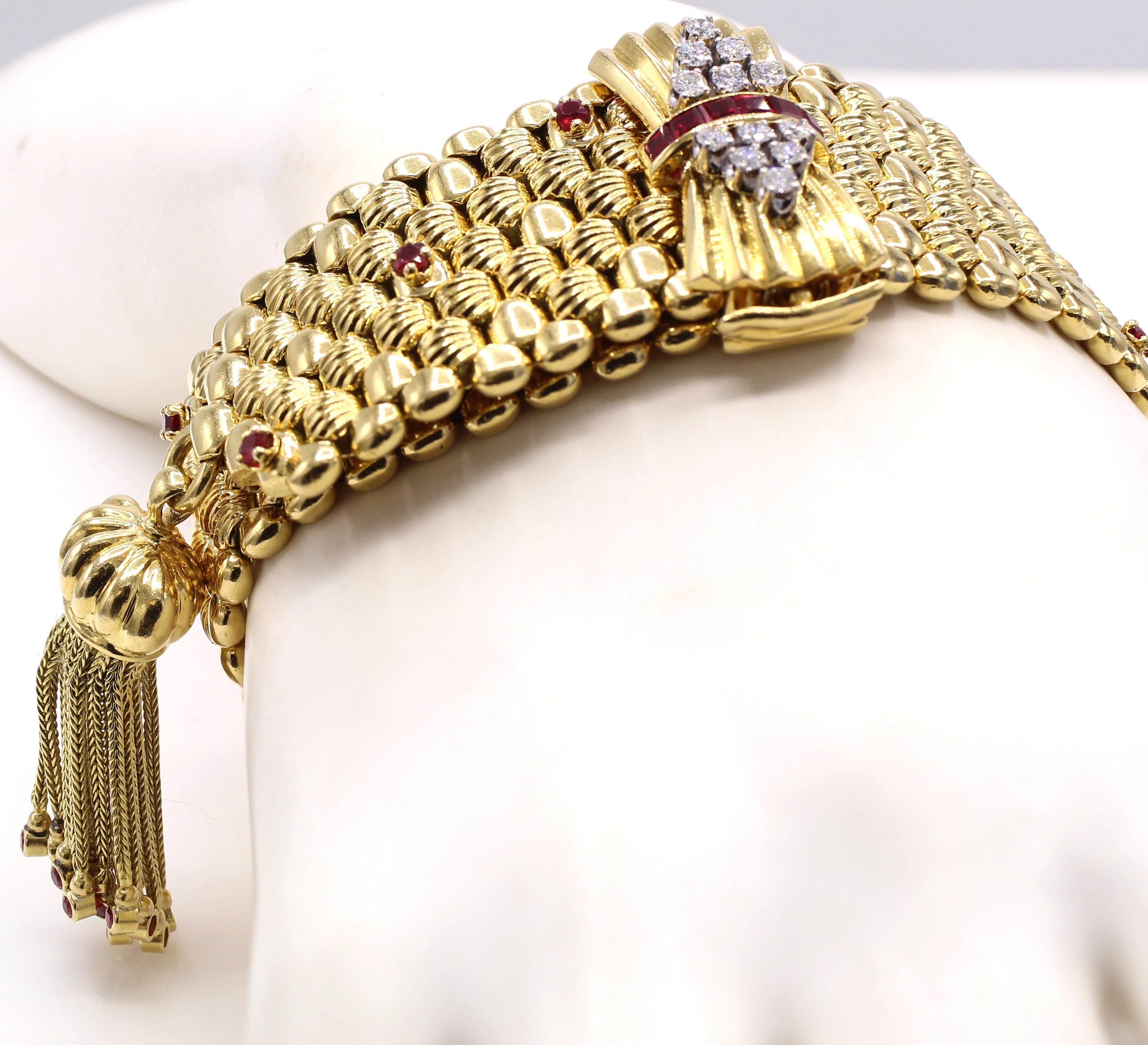 Women's or Men's Retro Ruby Diamond 18 Karat Yellow Gold Buckle Bracelet For Sale