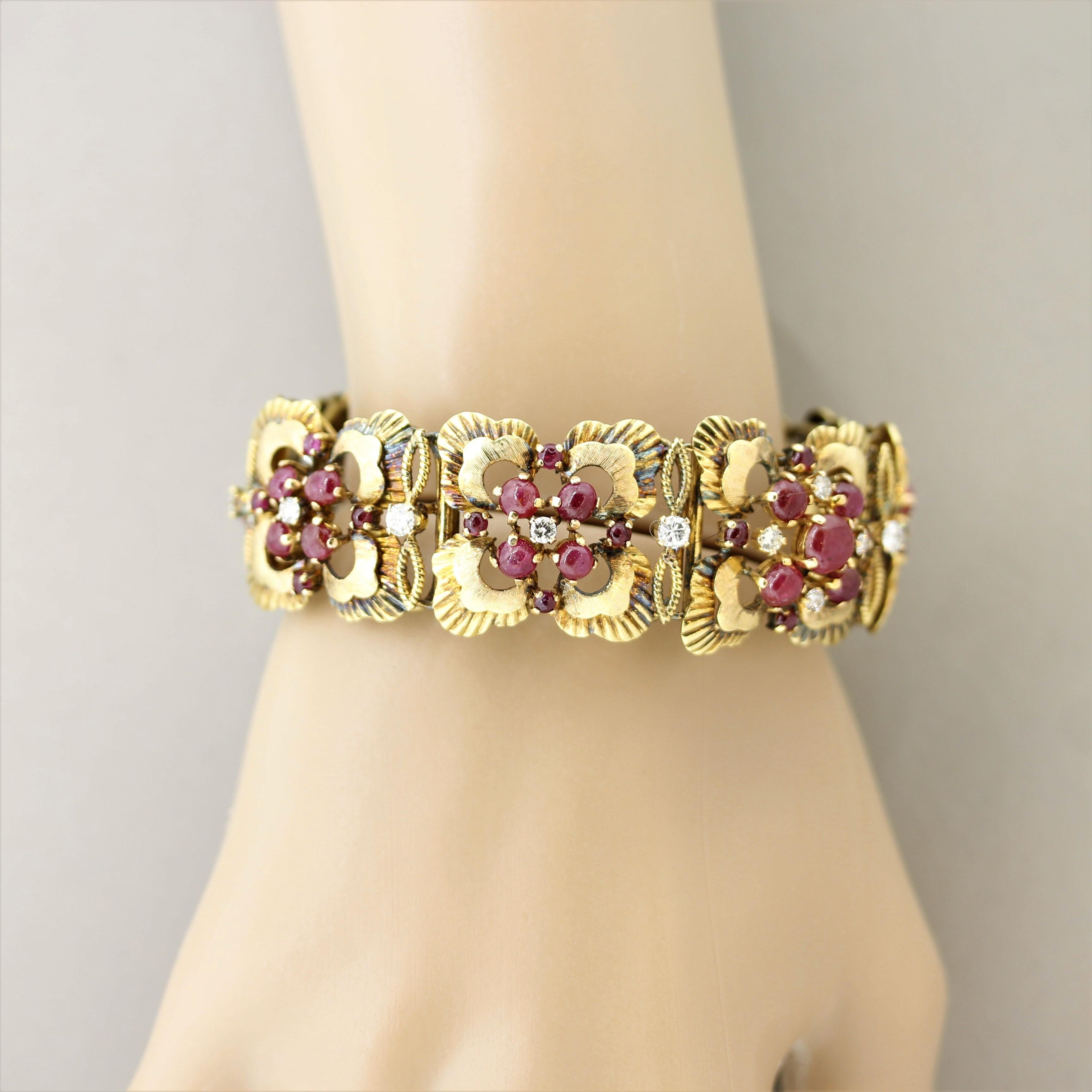 Women's Retro Ruby Diamond Gold Floral Bracelet