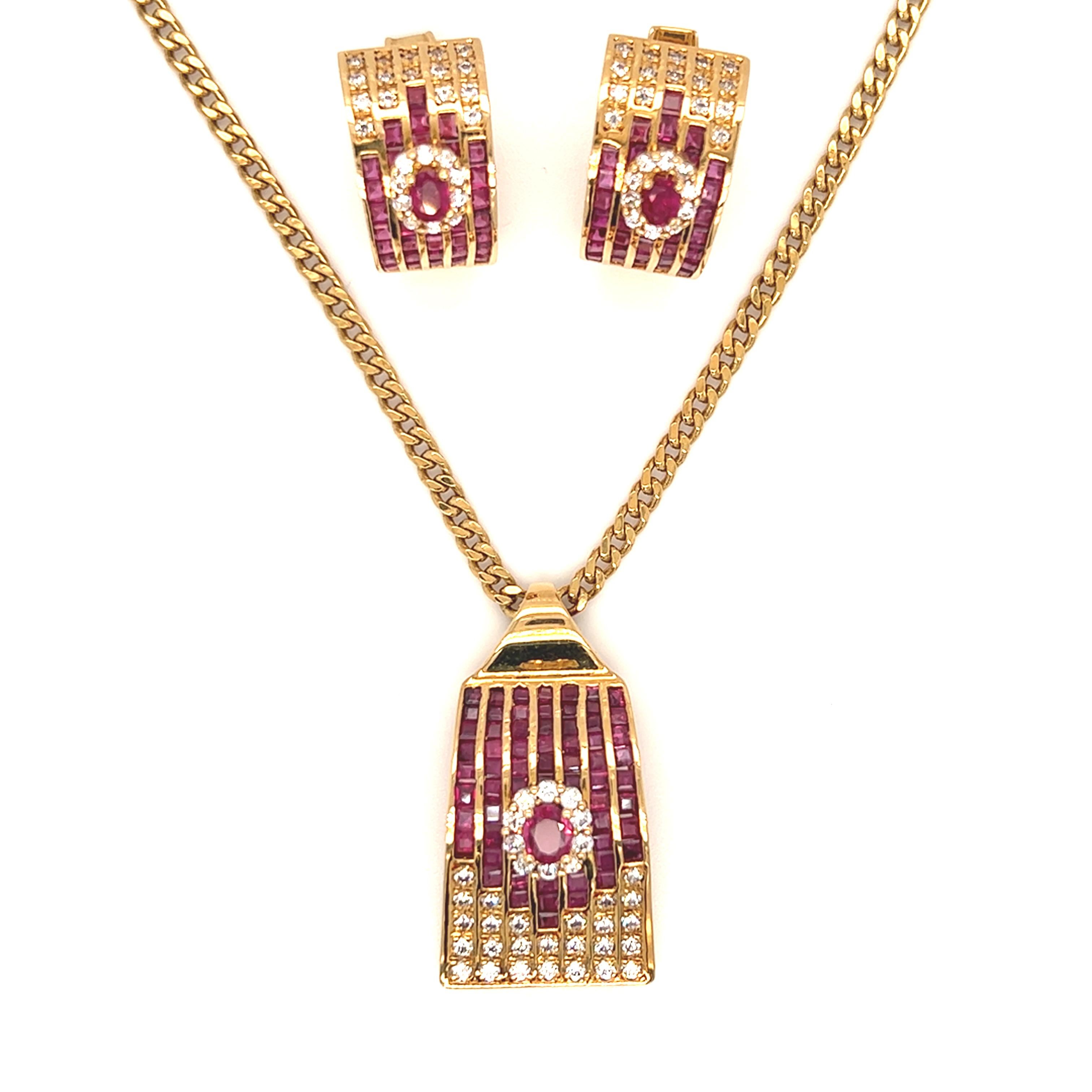 Retro Ruby Diamond Pendant Necklace and Huggie Hoop Earrings Set 18K Yellow Gold For Sale 7
