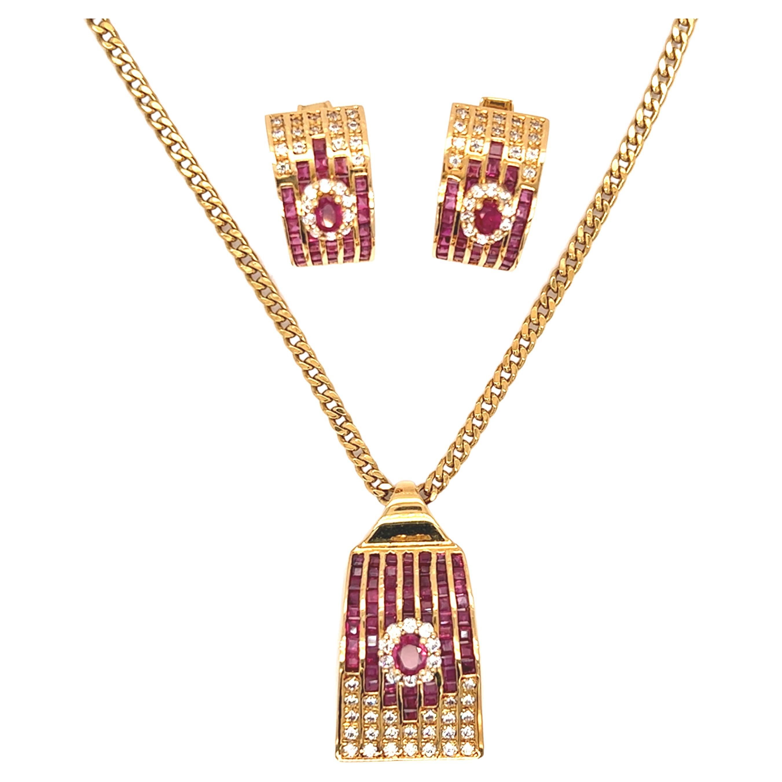 Retro Ruby Diamond Pendant Necklace and Huggie Hoop Earrings Set 18K Yellow Gold For Sale