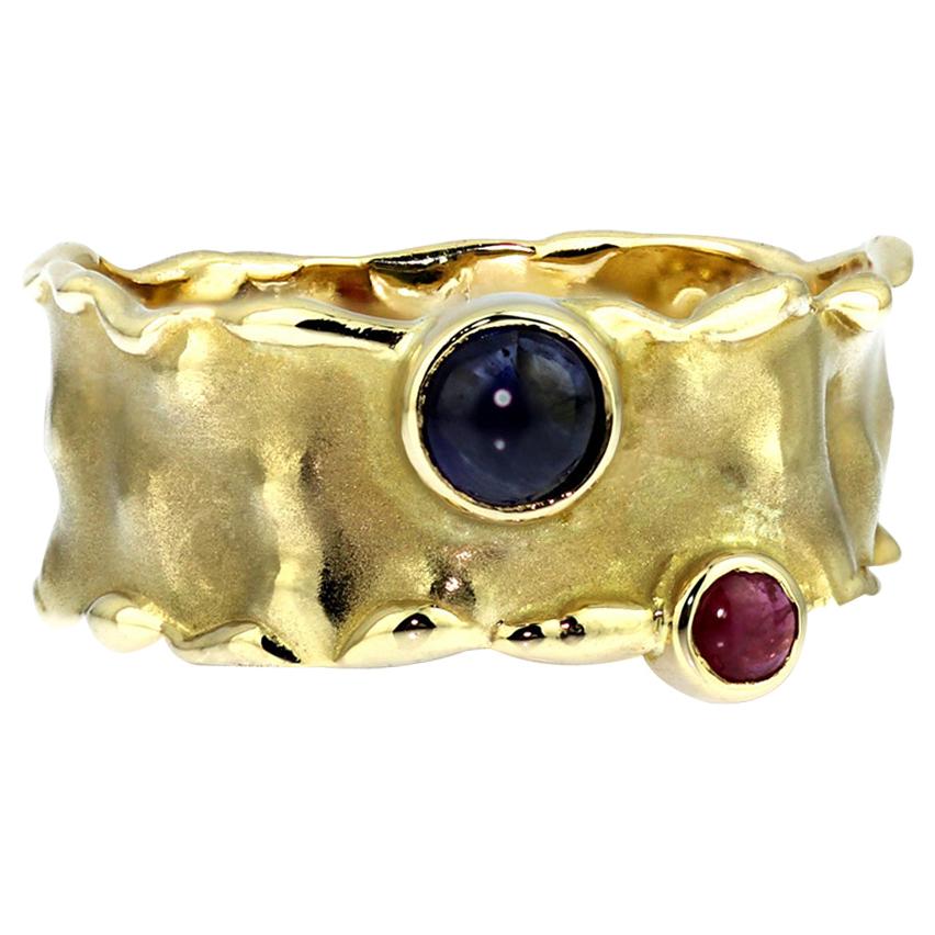 Retro, Ruby & Sapphire Band Ring in Textured 14 K Gold Mesh with Polished Edges For Sale