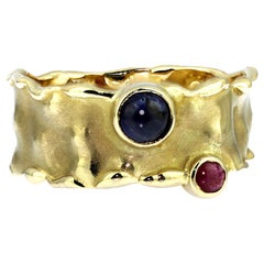 Retro, Ruby & Sapphire Band Ring in Textured 14 K Gold Mesh with Polished Edges