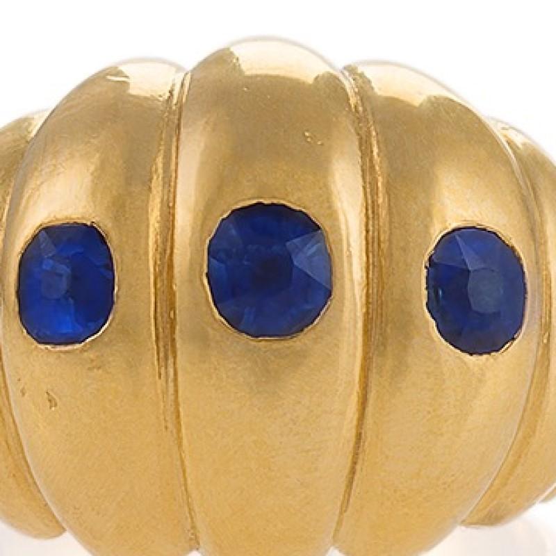 Women's Retro Sapphire and Gold Scallop Ring