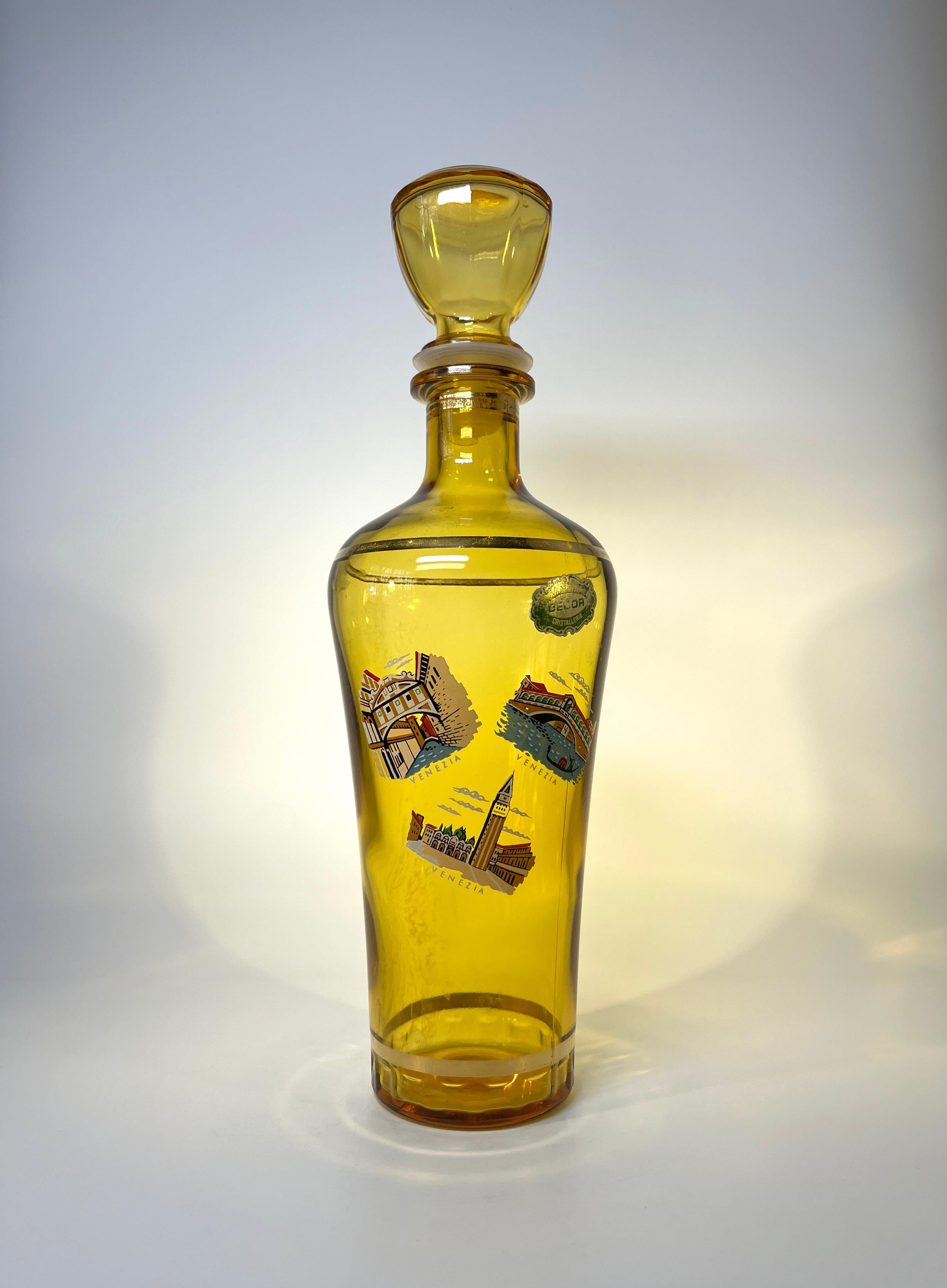 20th Century Retro Sightseeing Souvenir Of Venice, Glass Decanter & Six Liquor Glasses 1970s For Sale