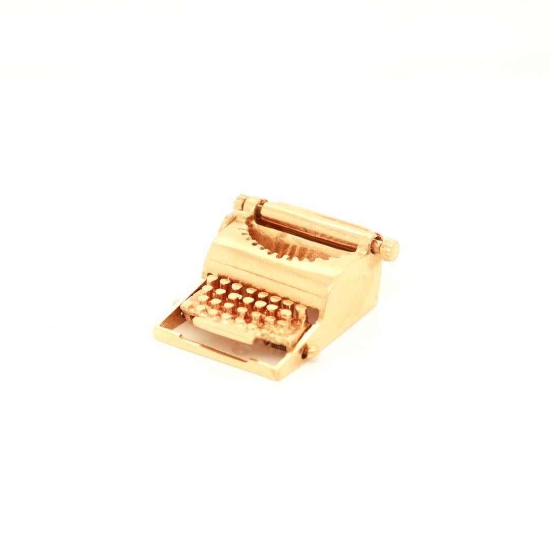 Women's Signed Mid-Century American Charm Co. 14k Gold Typewriter Charm For Sale
