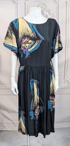 Retro Seidenkrepp Surreal Ballerina Print Kleid