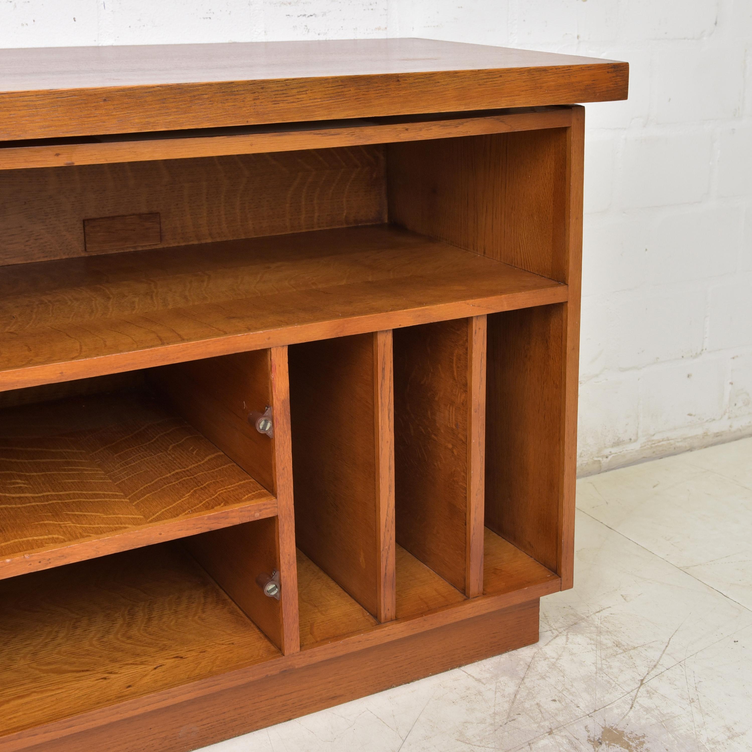 Retro Small HIFI Cabinet / TV Furniture Cabinet in Oak, 1960 2