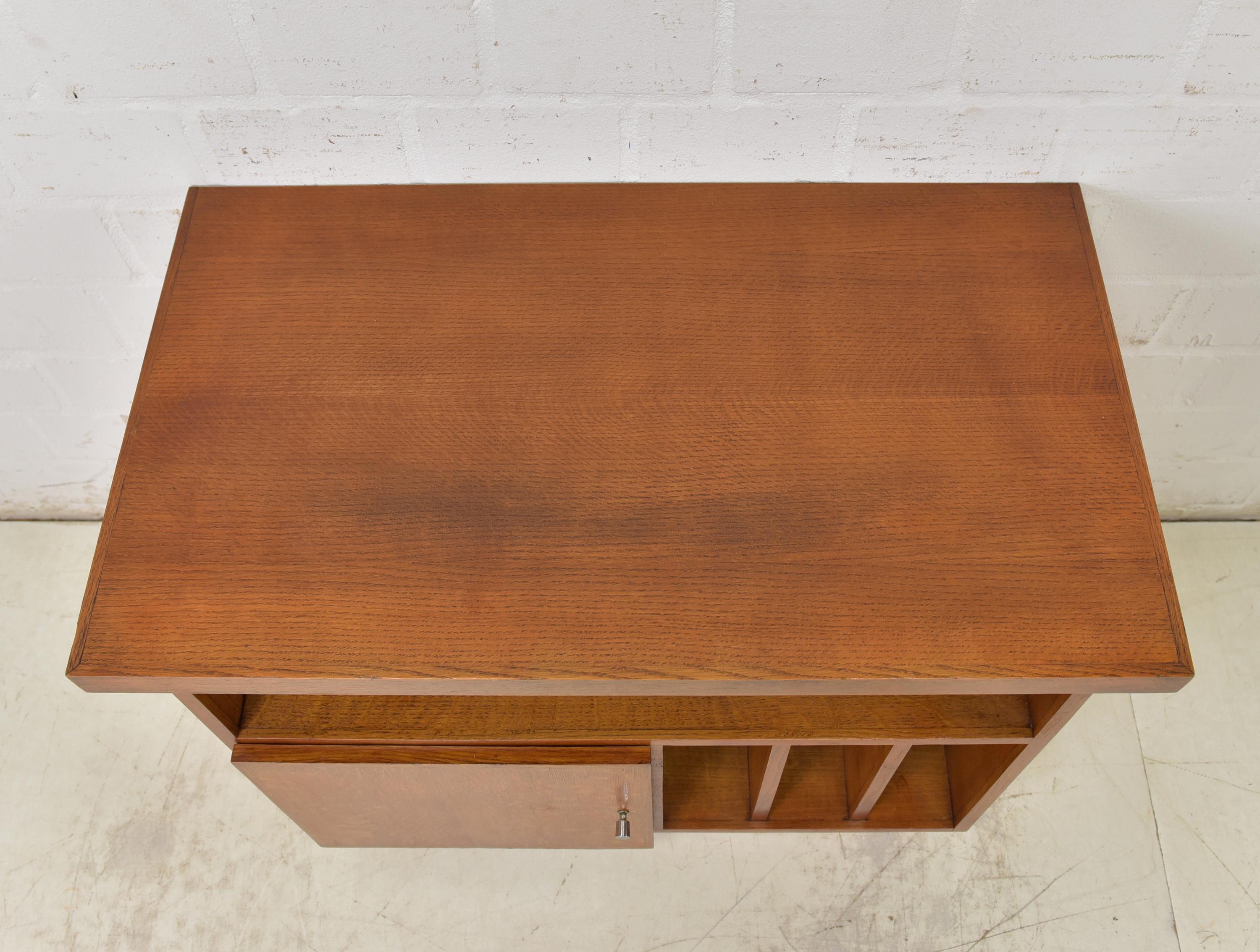 Retro Small HIFI Cabinet / TV Furniture Cabinet in Oak, 1960 3