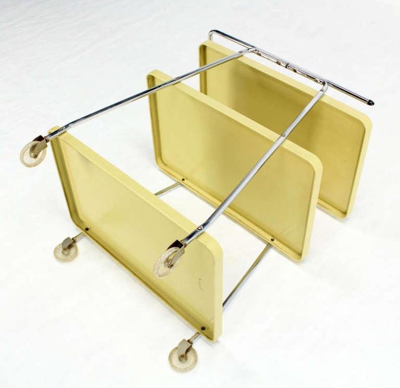 20th Century Retro Space Age Mid-Century Modern Enameled Metal Serving Cart, circa 1950s MINT For Sale