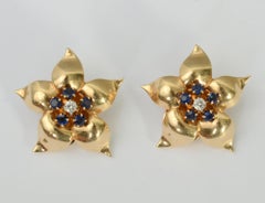 Boucles d'oreilles rétro fleur en saphir et diamants