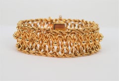 Retro Style 14 Karat Yellow Gold 1950s Style Charm Bracelet with Custom Links