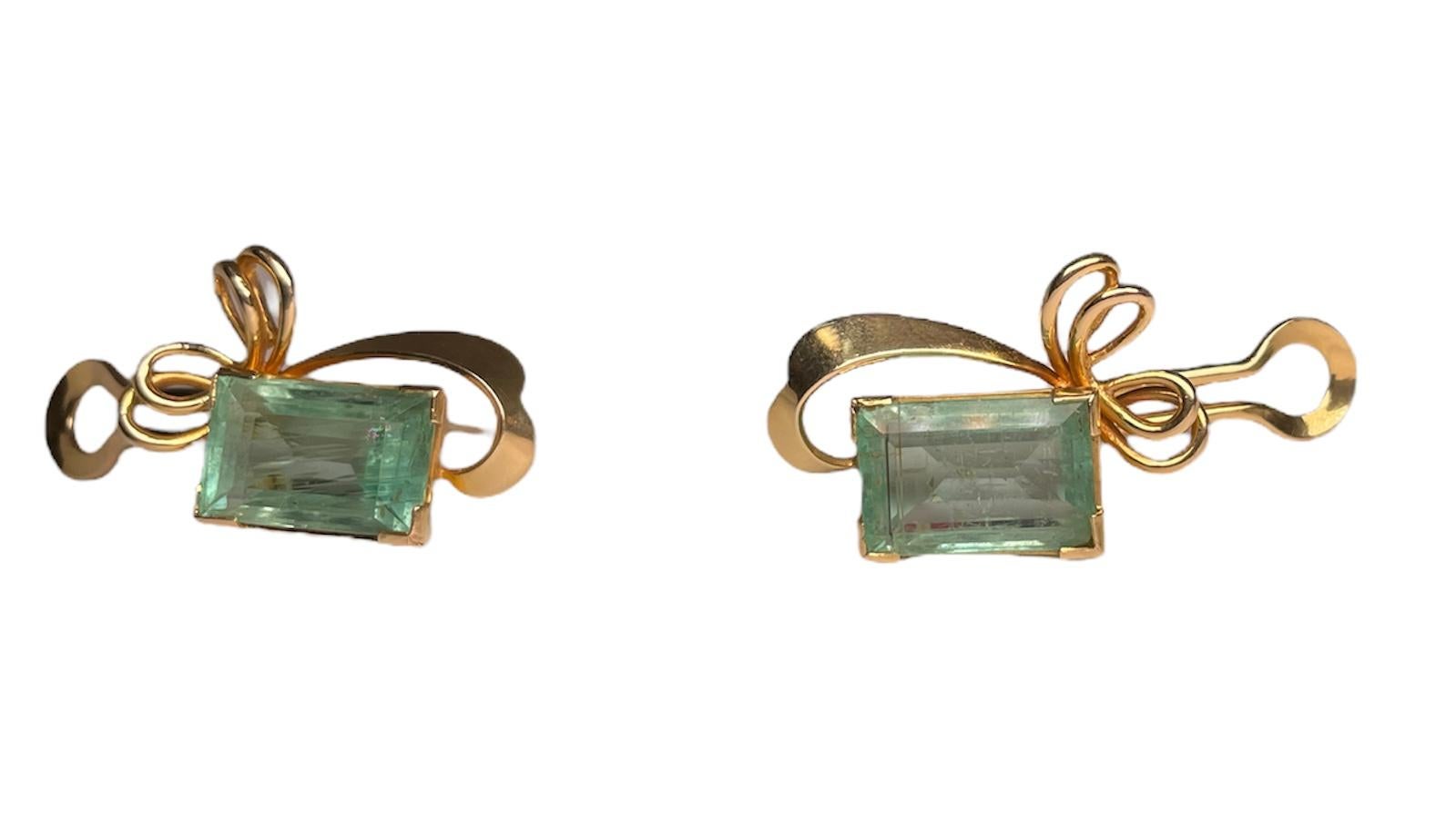Paire de boucles d'oreilles de style rétro en or jaune 14 carats avec émeraude vert clair en vente 4