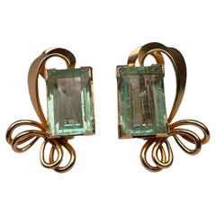 Retro Style 14k Yellow Gold Pair Of Light Green Emerald Earrings