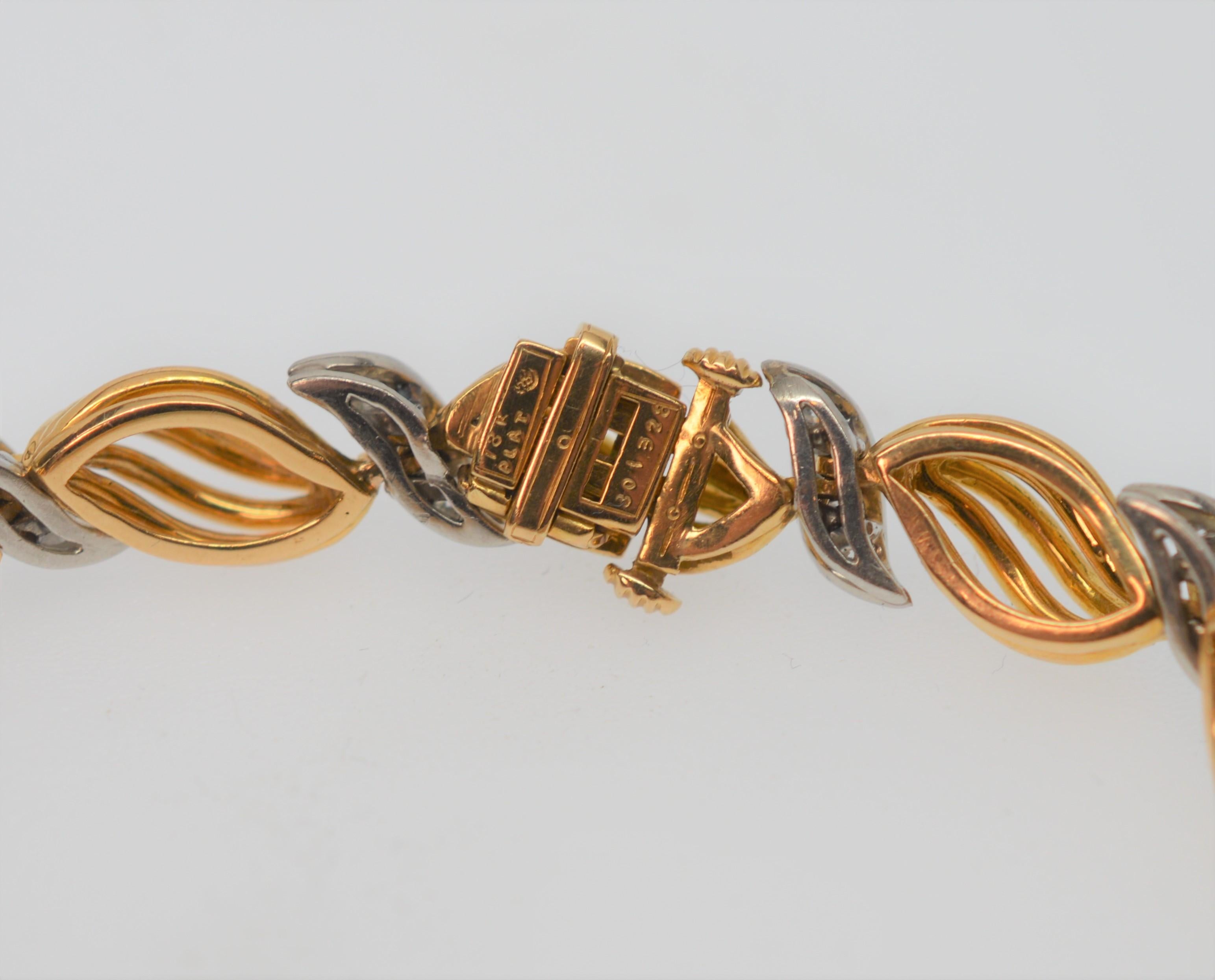 Retro-style 18 Karat Yellow Gold Platinum Diamond Link Bracelet In Excellent Condition In Mount Kisco, NY